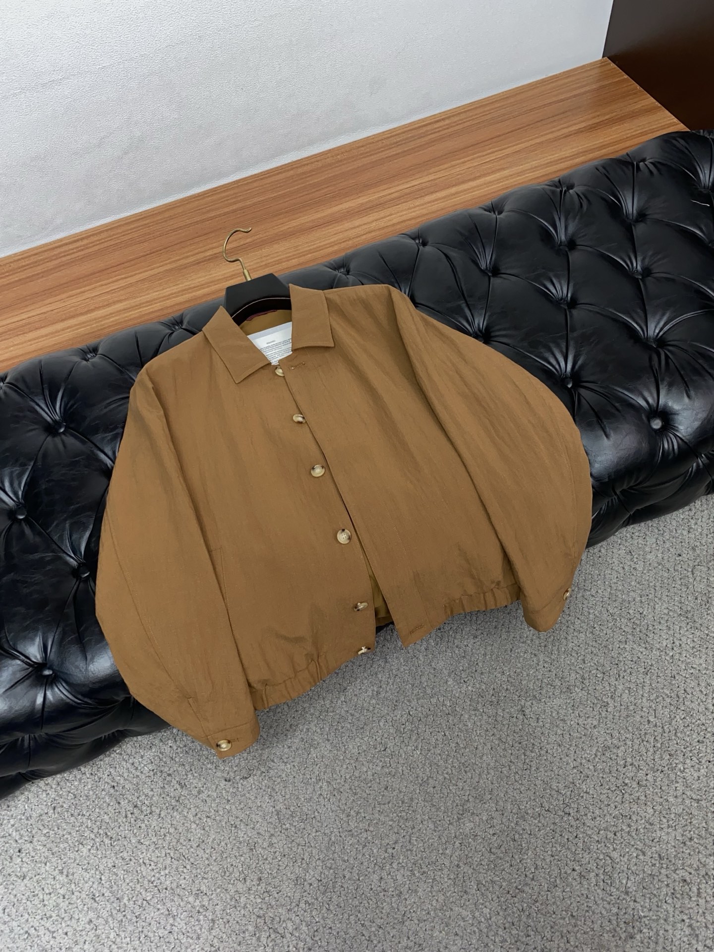 BC 2026新款男士休闲定制商务翻领夹克外套。穿上简约干练的休闲外套，瞬间重回时髦霸气，又是活力满满的