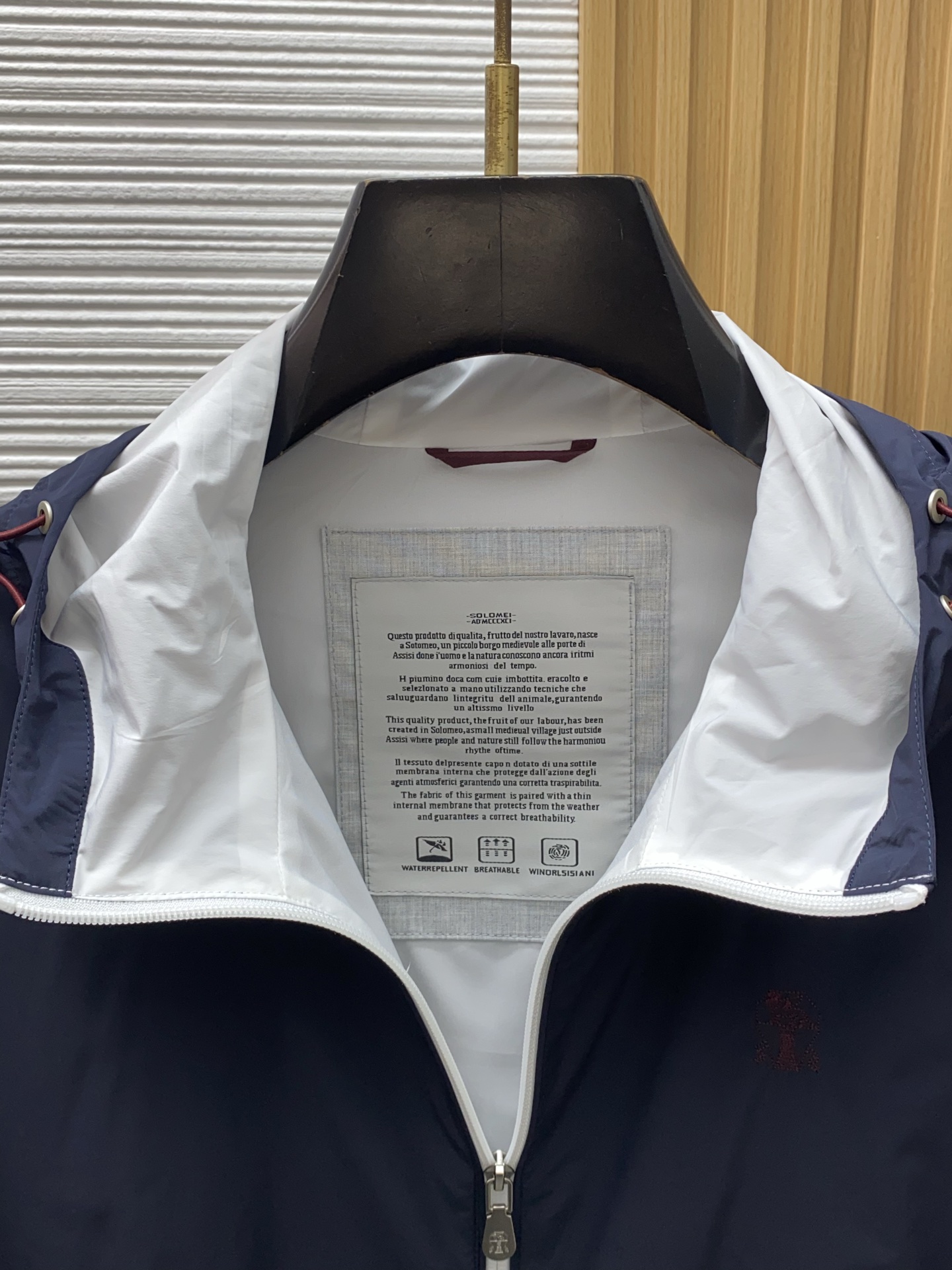 BC 2026新款男士休闲定制夹克外套。穿上简约干练的休闲外套，瞬间重回时髦霸气，又是活力满满的状态。史