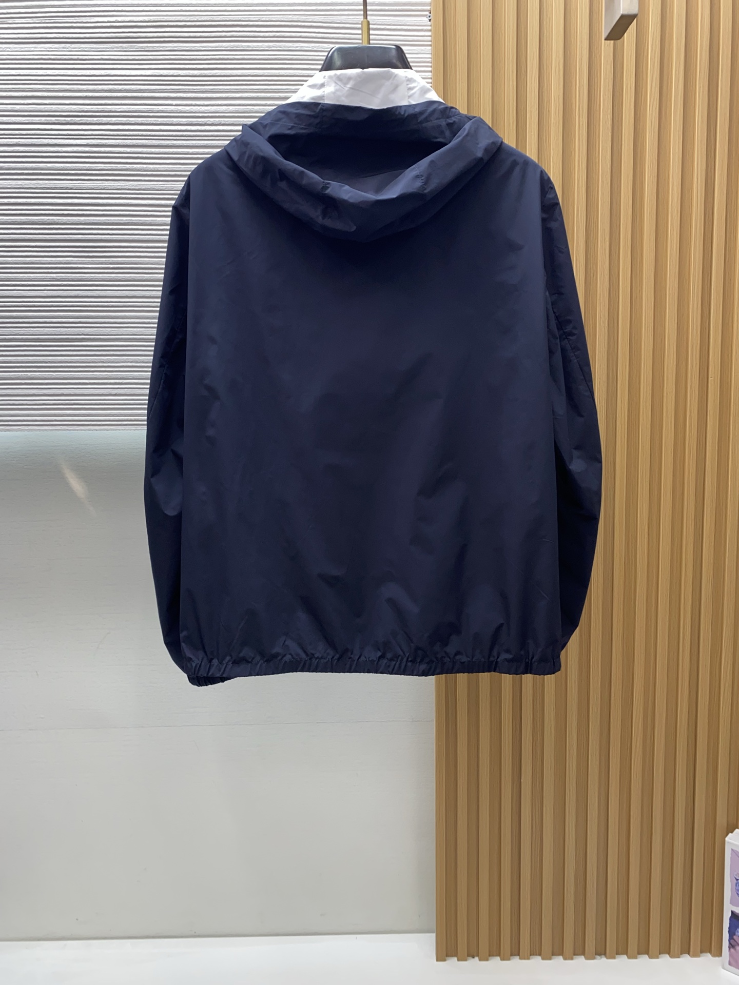 BC 2026新款男士休闲定制夹克外套。穿上简约干练的休闲外套，瞬间重回时髦霸气，又是活力满满的状态。史