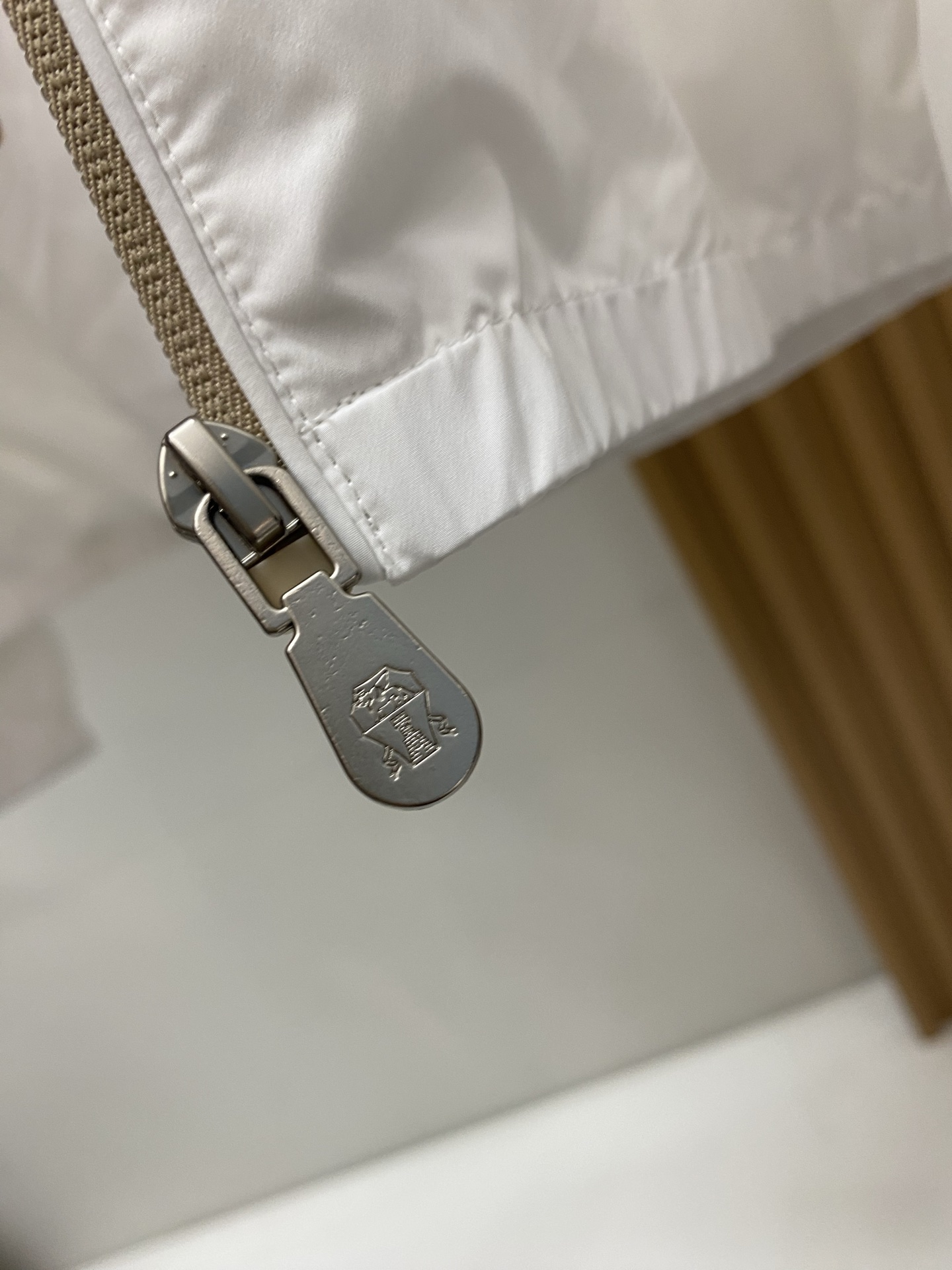 BC 2026新款男士休闲定制夹克外套。穿上简约干练的休闲外套，瞬间重回时髦霸气，又是活力满满的状态。史