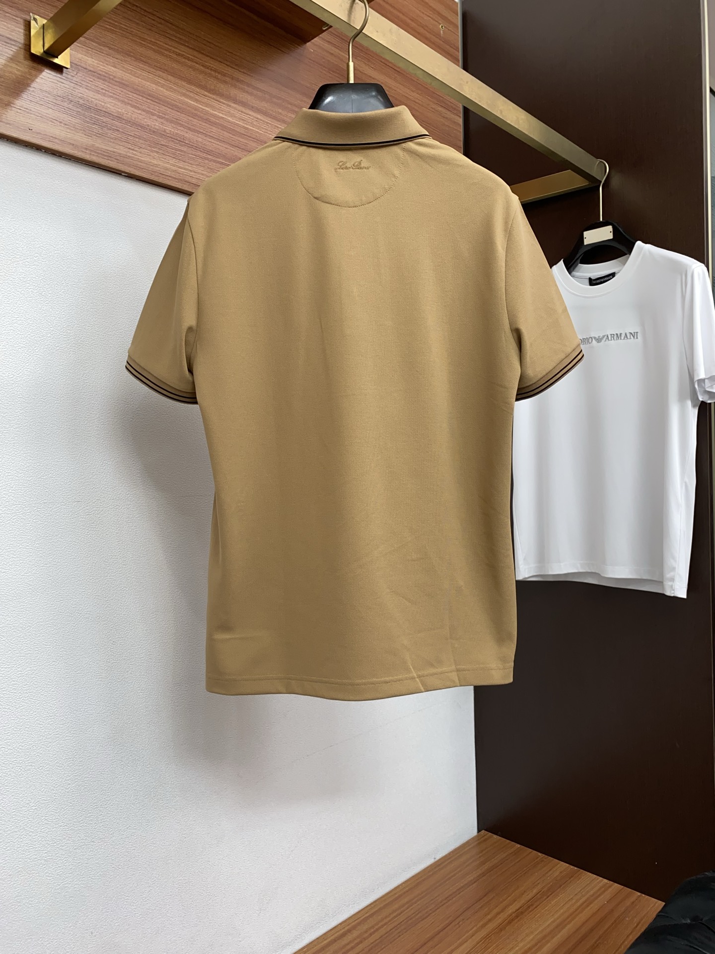 Loro Piana 诺悠翩雅 2026s经典时尚翻领 Polo衫短袖 ，贸易公司渠道订单，简约大气，时