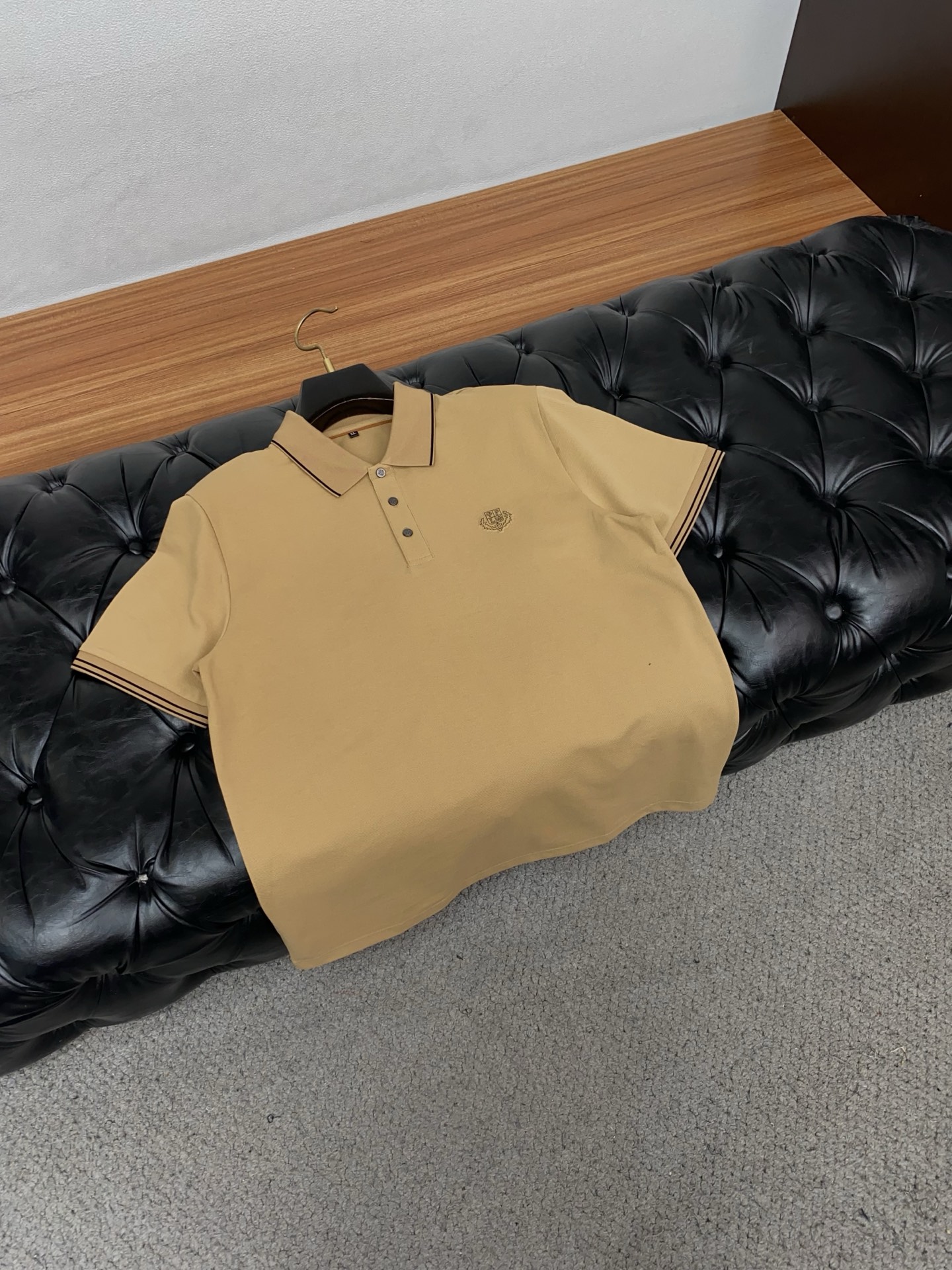 Loro Piana 诺悠翩雅 2026s经典时尚翻领 Polo衫短袖 ，贸易公司渠道订单，简约大气，时