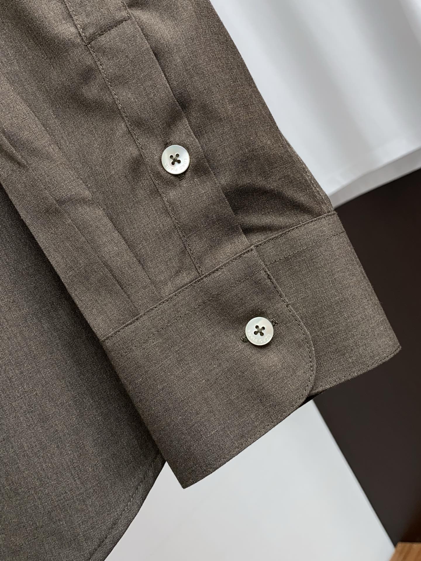 Loro Piana 诺悠翩雅 专柜最新款长袖衬衣，贸易公司渠道稀出，领先官网发售！经典休闲衬衫搭配独特