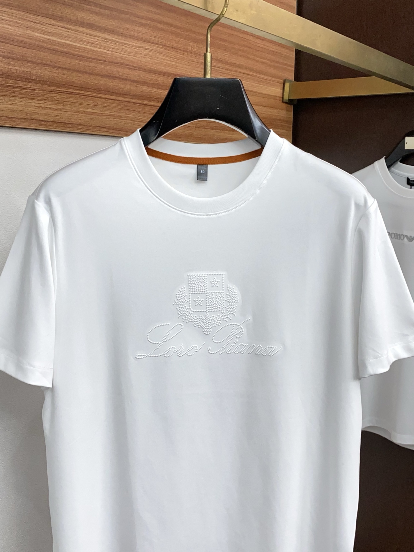 Loro piana 诺悠翩雅 26春夏秀款顶级定制100棉夏装T恤新品柔透、舒适、透气性佳、轻盈有垂感