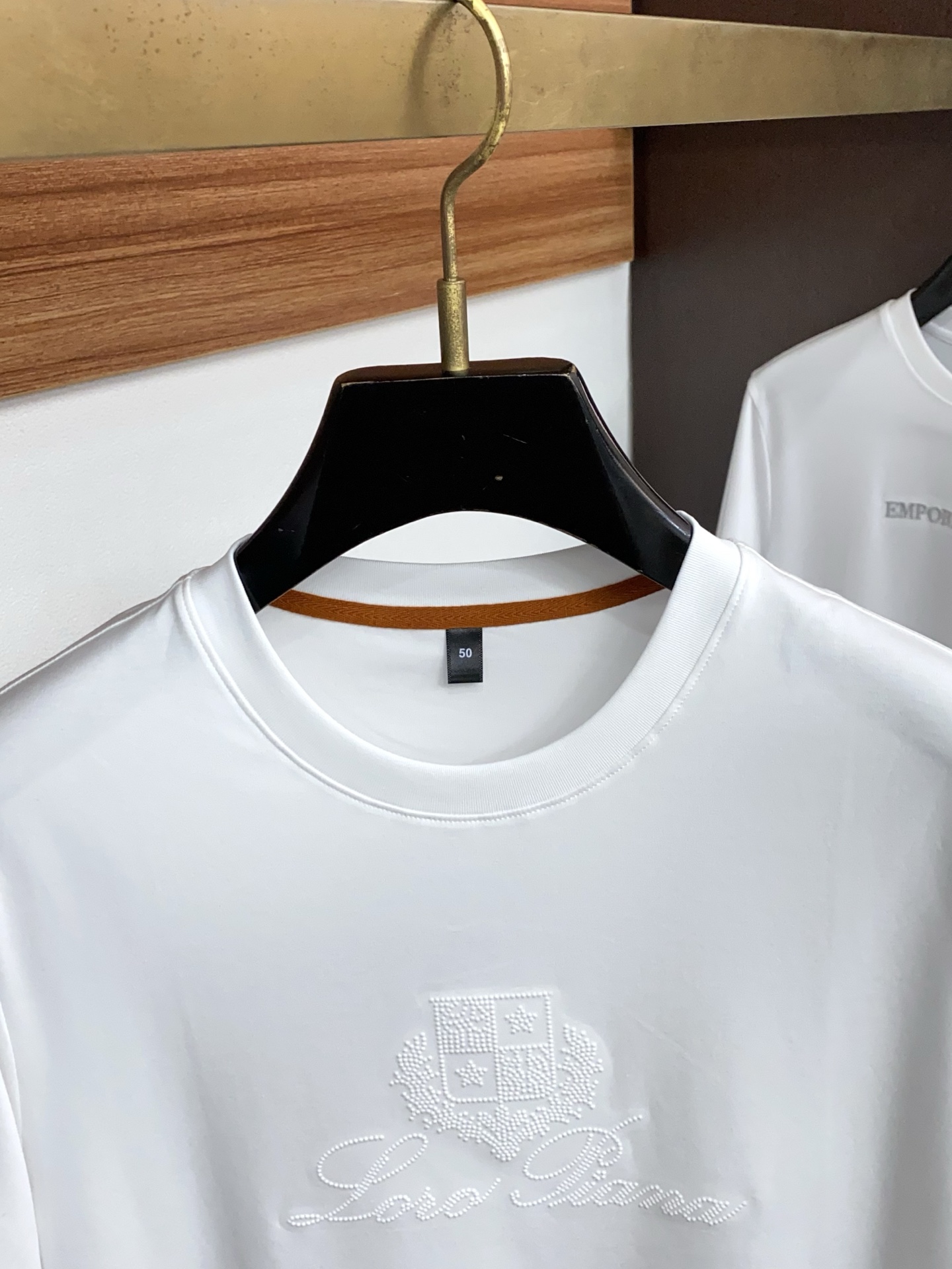 Loro piana 诺悠翩雅 26春夏秀款顶级定制100棉夏装T恤新品柔透、舒适、透气性佳、轻盈有垂感