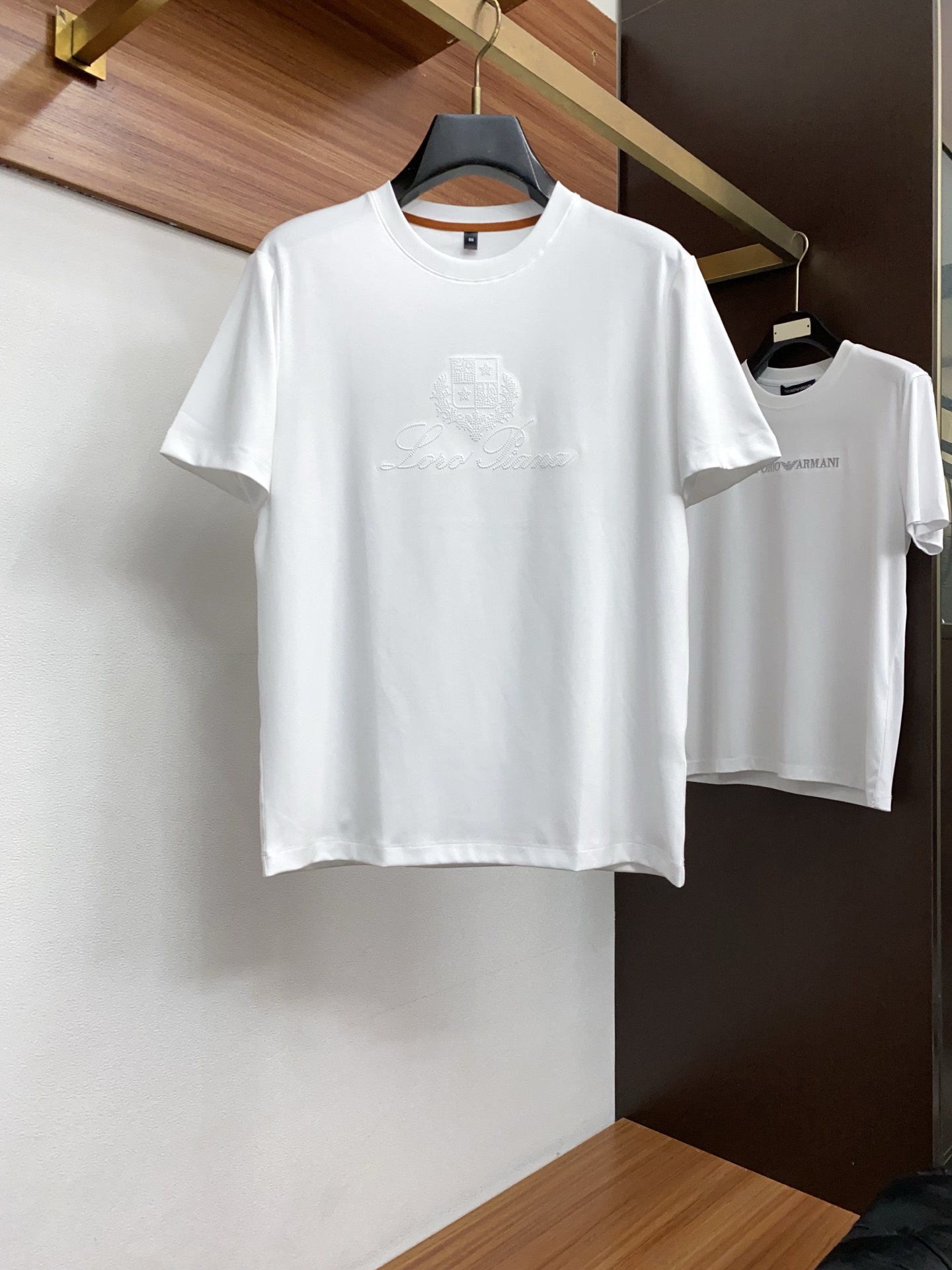 Loro piana 诺悠翩雅 26春夏秀款顶级定制100棉夏装T恤新品柔透、舒适、透气性佳、轻盈有垂感