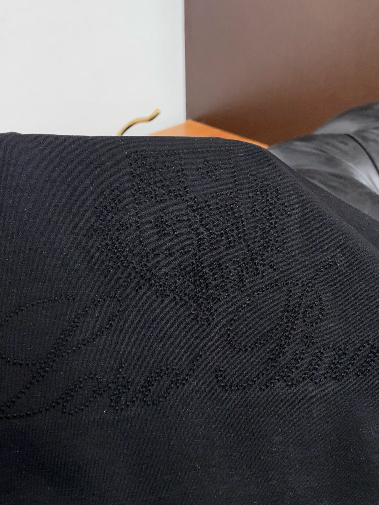 Loro piana 诺悠翩雅 26春夏秀款顶级定制100棉夏装T恤新品柔透、舒适、透气性佳、轻盈有垂感