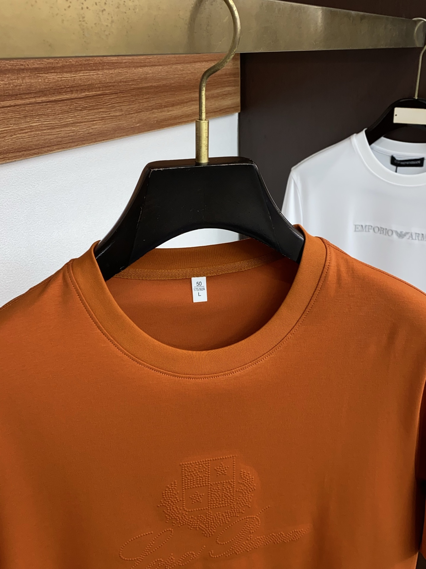 Loro piana 诺悠翩雅 26春夏秀款顶级定制100棉夏装T恤新品柔透、舒适、透气性佳、轻盈有垂感