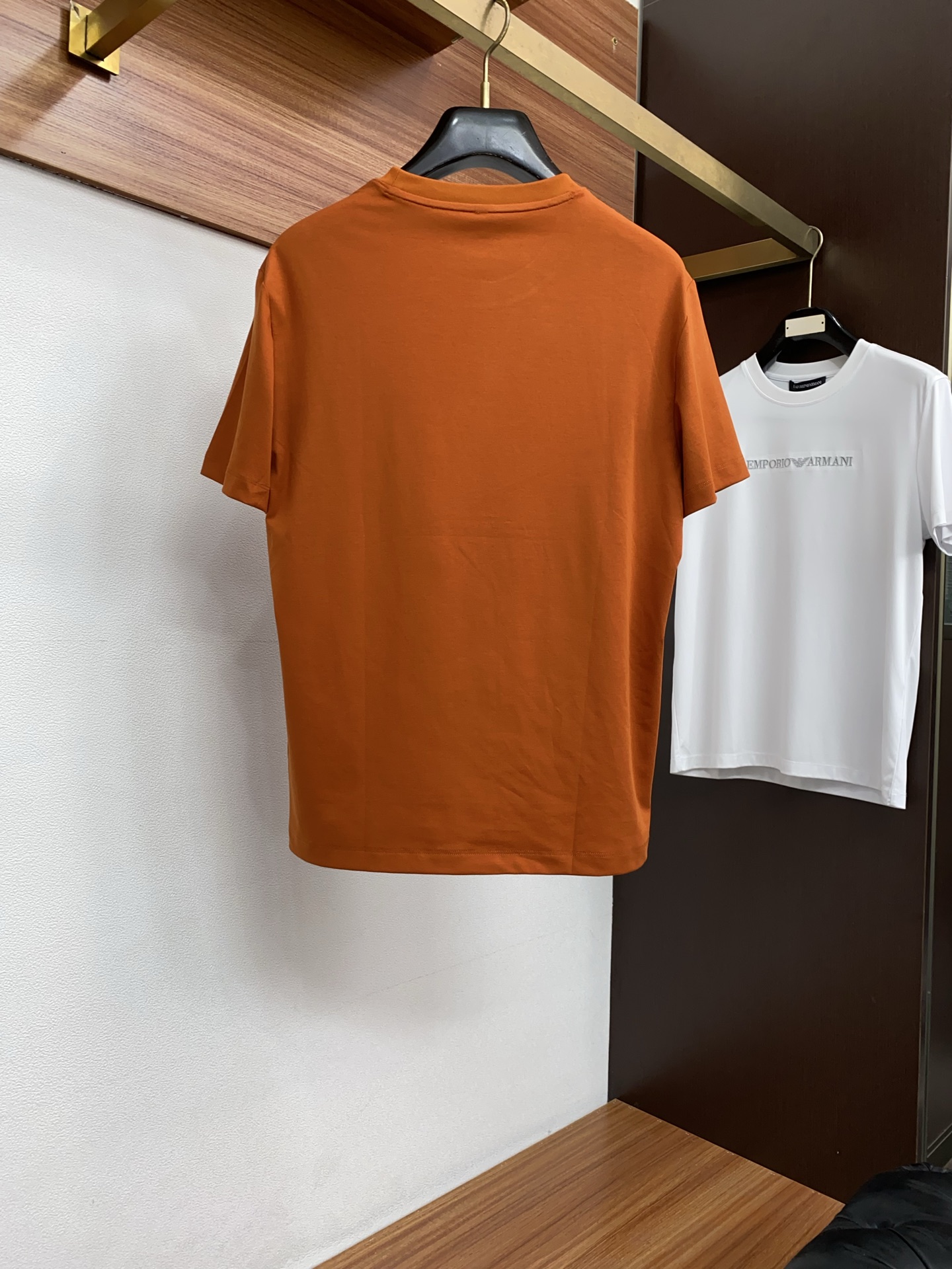 Loro piana 诺悠翩雅 26春夏秀款顶级定制100棉夏装T恤新品柔透、舒适、透气性佳、轻盈有垂感