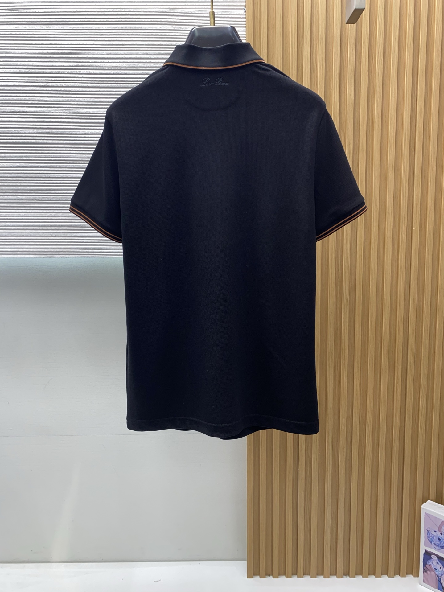 Loro piana 诺悠翩雅 2026s经典时尚翻领 Polo衫短袖 ，贸易公司渠道订单，简约大气，时