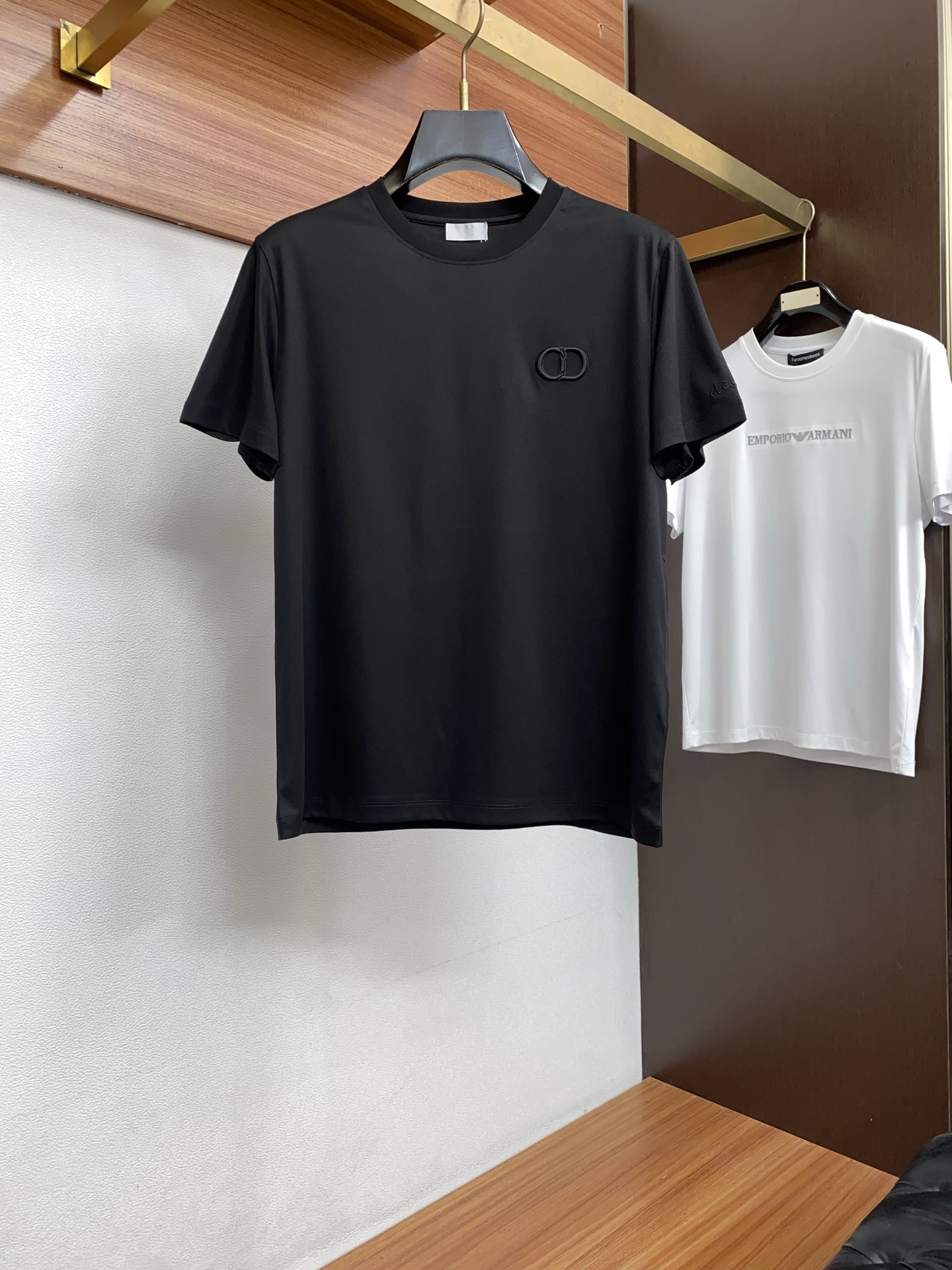 高级定制 2026新款短袖 百搭款式 任何人都可以轻松驾驭 面料全订制工艺 高定一等品丝光棉面料 面料手