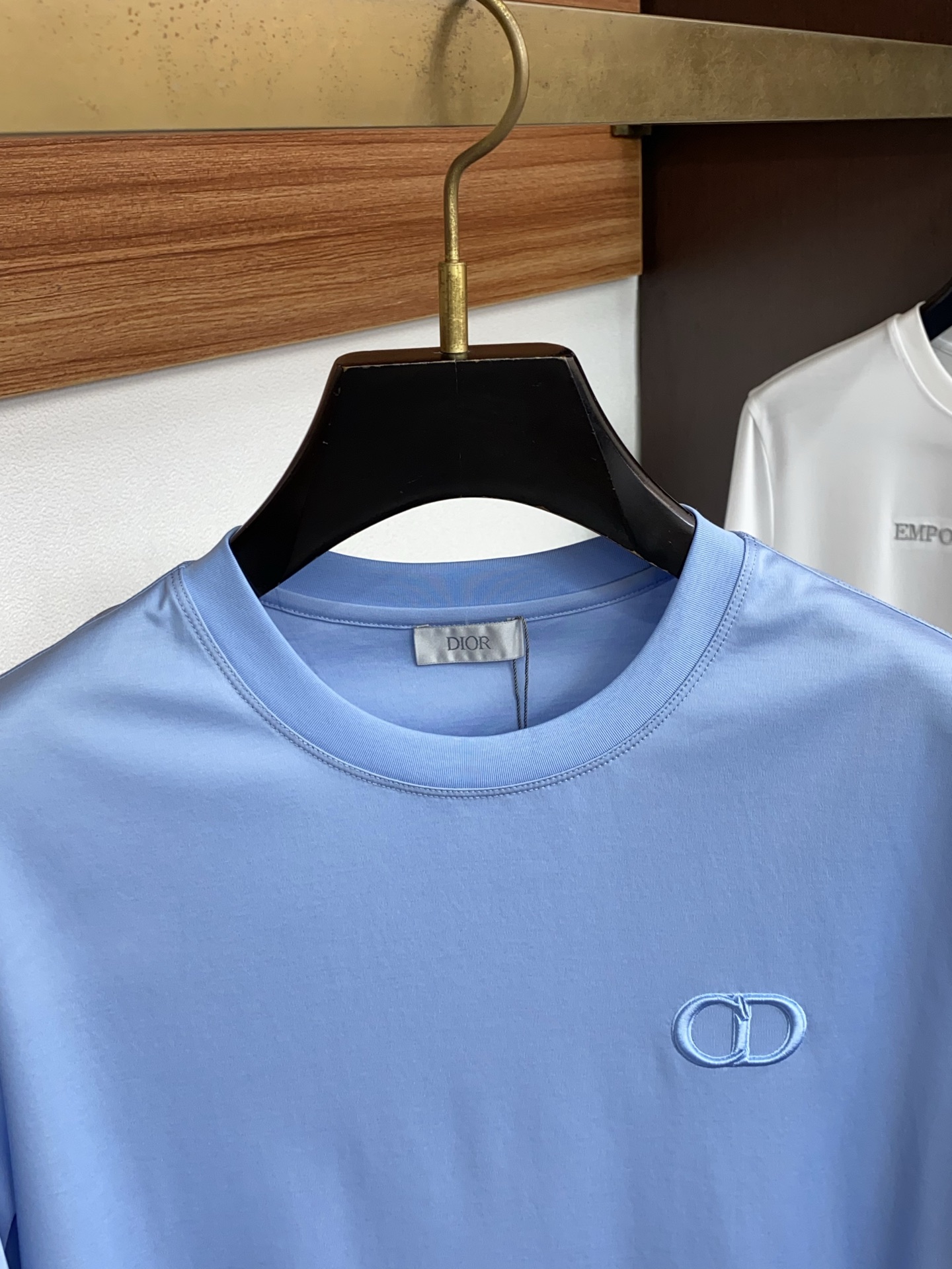 高级定制 2026新款短袖 百搭款式 任何人都可以轻松驾驭 面料全订制工艺 高定一等品丝光棉面料 面料手