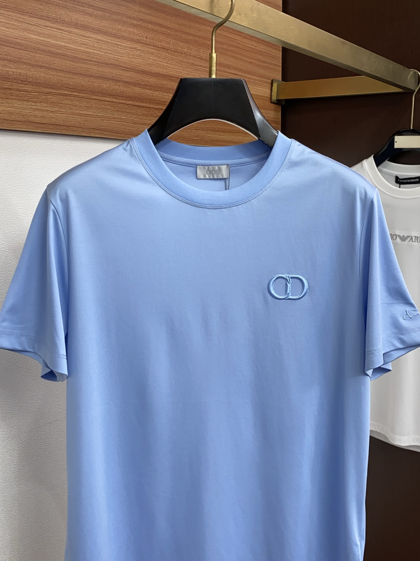 高级定制 2026新款短袖 百搭款式 任何人都可以轻松驾驭 面料全订制工艺 高定一等品丝光棉面料 面料手