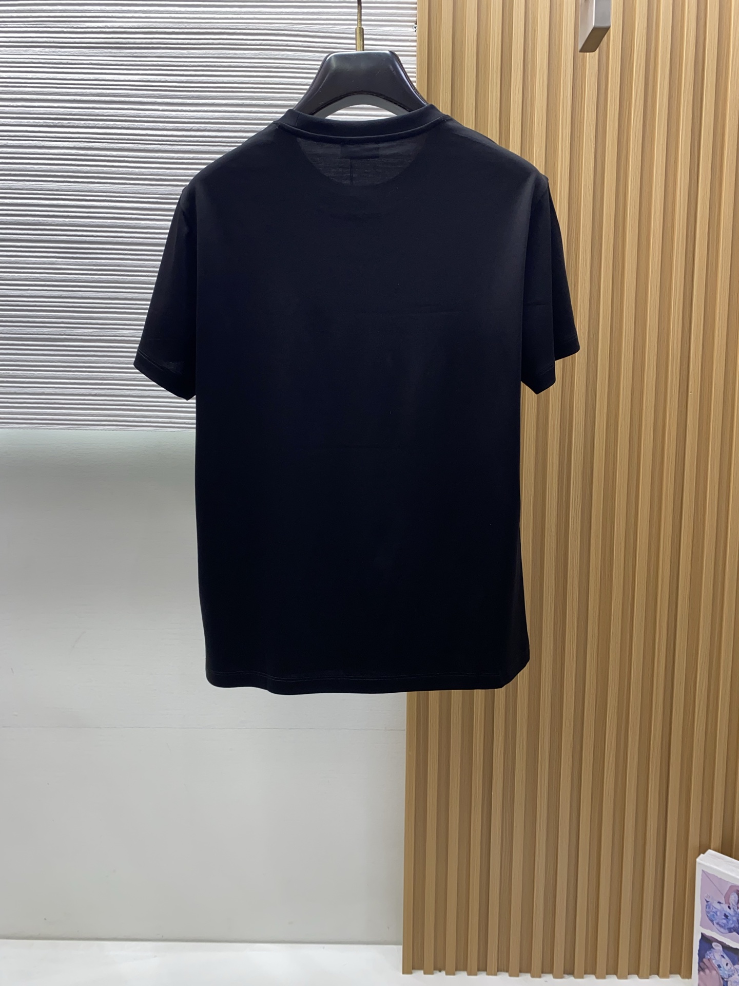 迪奥 高级定制 2026新款短袖 百搭款式 任何人都可以轻松驾驭 面料全订制工艺 高定一等品丝光棉面料 