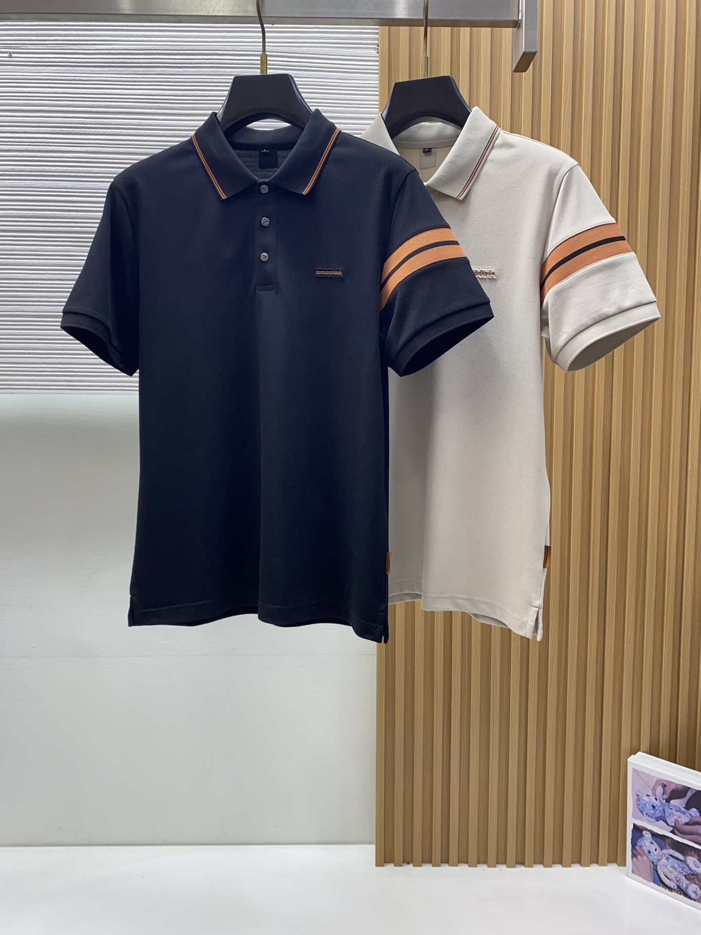 杰尼亚 2026s经典时尚翻领 Polo衫短袖 ，贸易公司渠道订单，简约大气，时尚百搭，品相更是无法挑剔