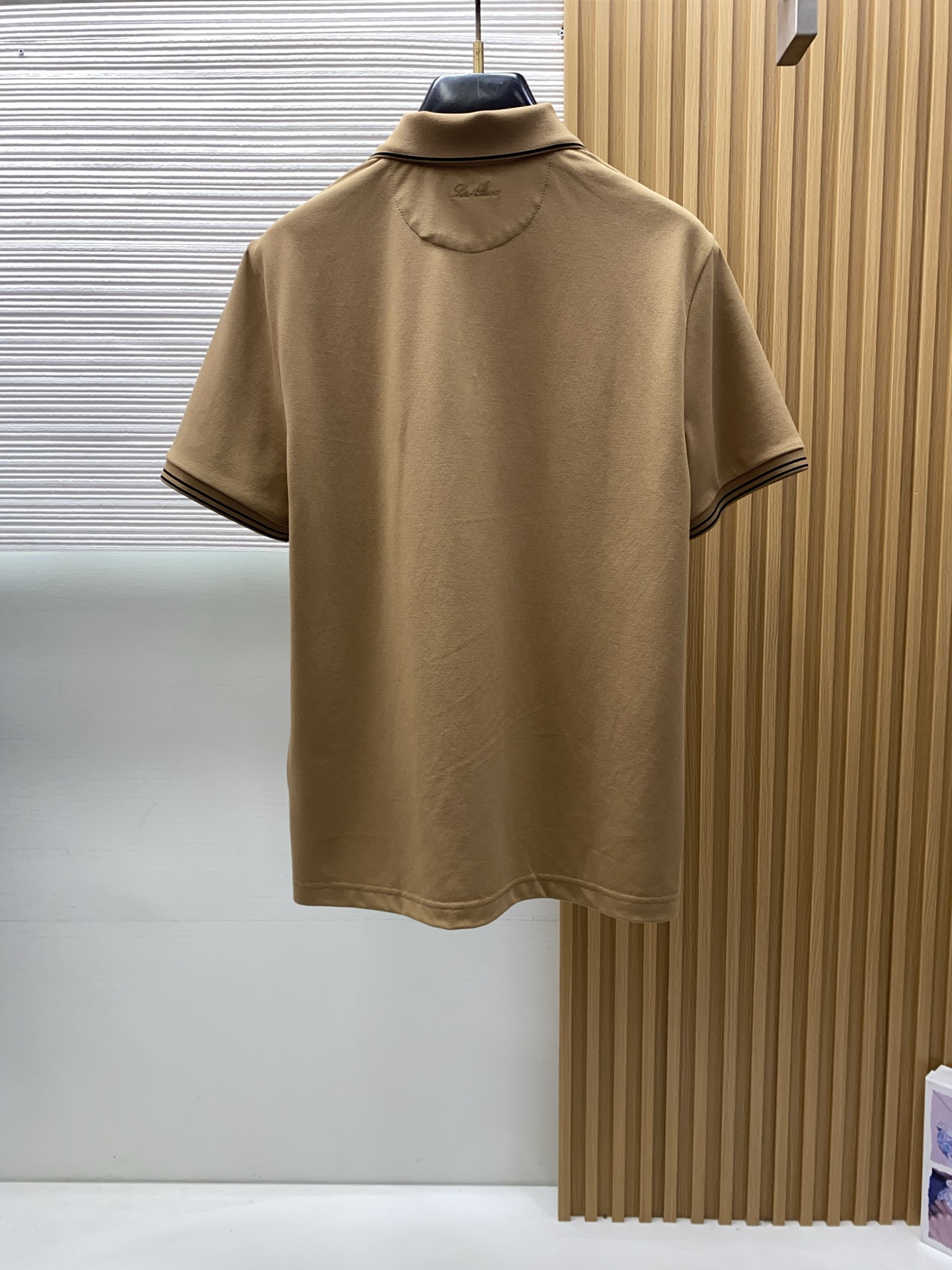 Loro piana 诺悠翩雅 2026s经典时尚翻领 Polo衫短袖 ，贸易公司渠道订单，简约大气，时