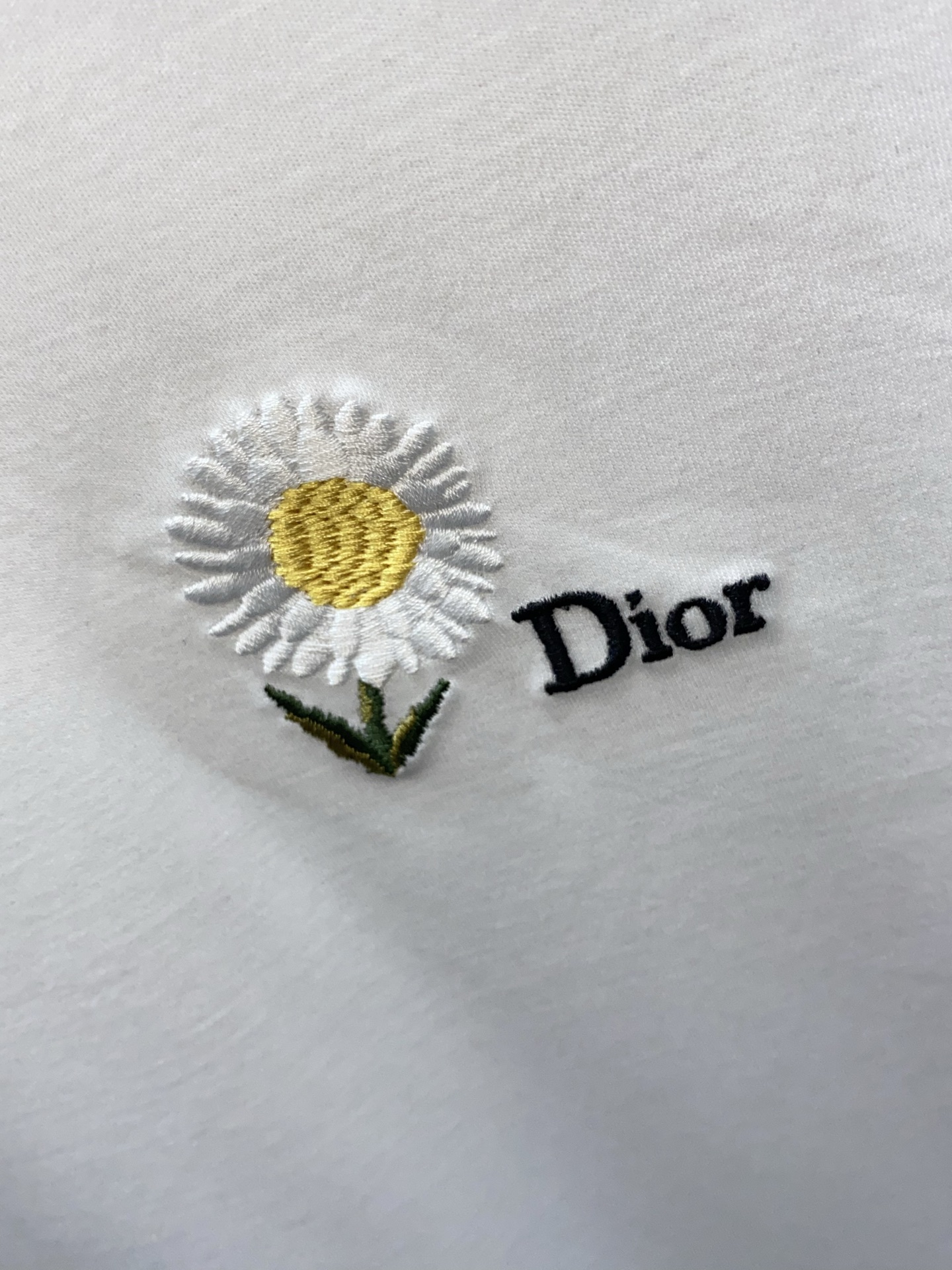 迪奥 高级定制 2026新款短袖 百搭款式 任何人都可以轻松驾驭 面料全订制工艺 高定一等品丝光棉面料 