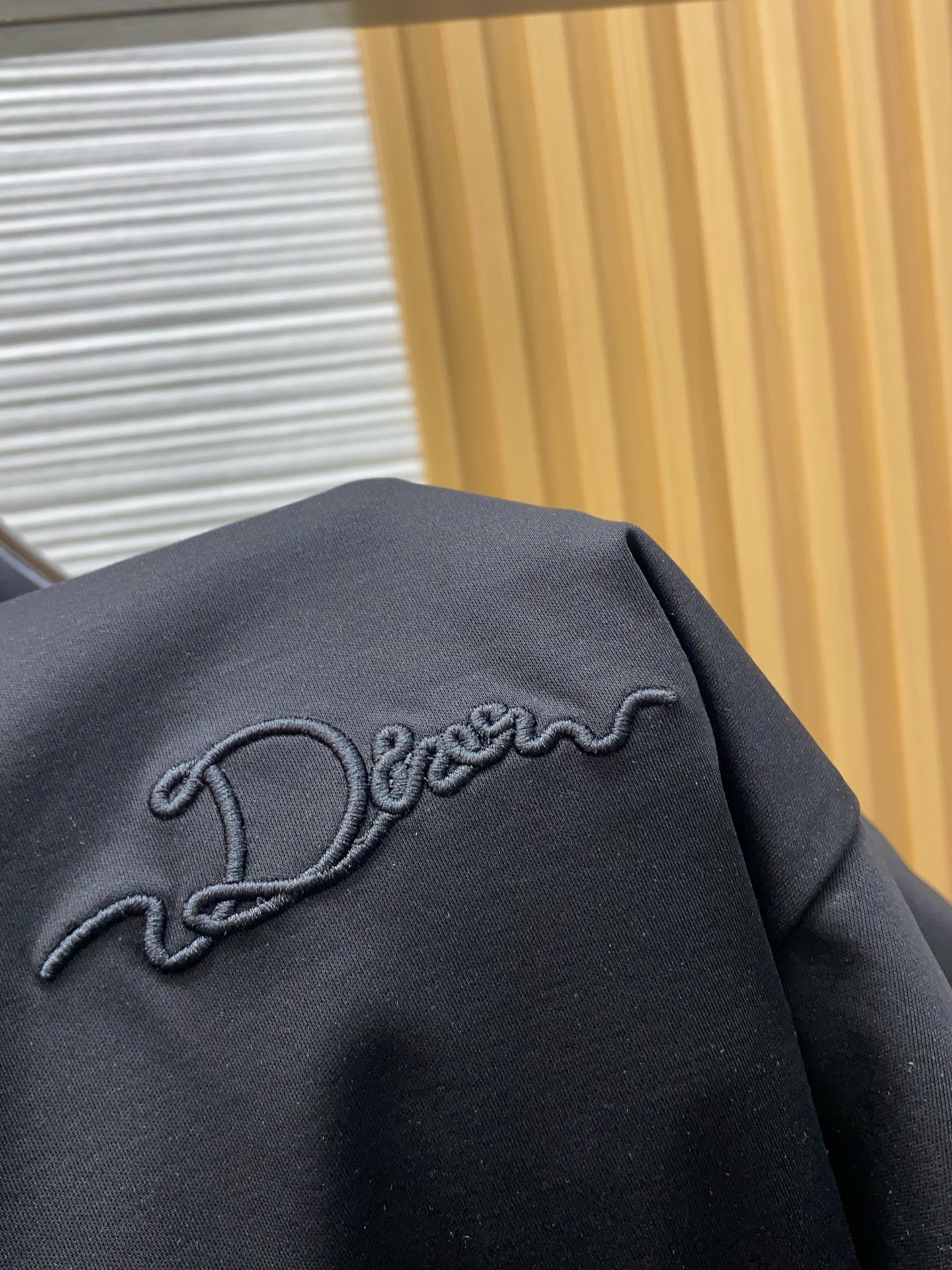 迪奥 高级定制 2026新款短袖 百搭款式 任何人都可以轻松驾驭 面料全订制工艺 高定一等品丝光棉面料 