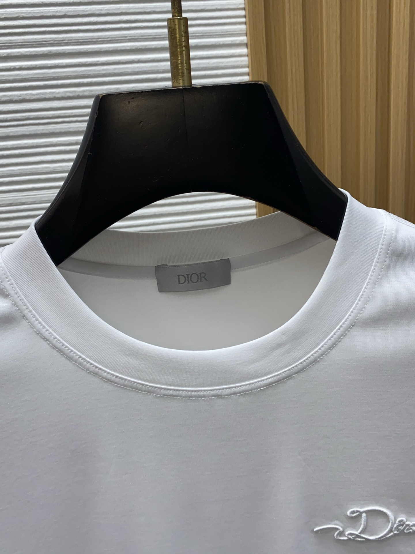 迪奥 高级定制 2026新款短袖 百搭款式 任何人都可以轻松驾驭 面料全订制工艺 高定一等品丝光棉面料 