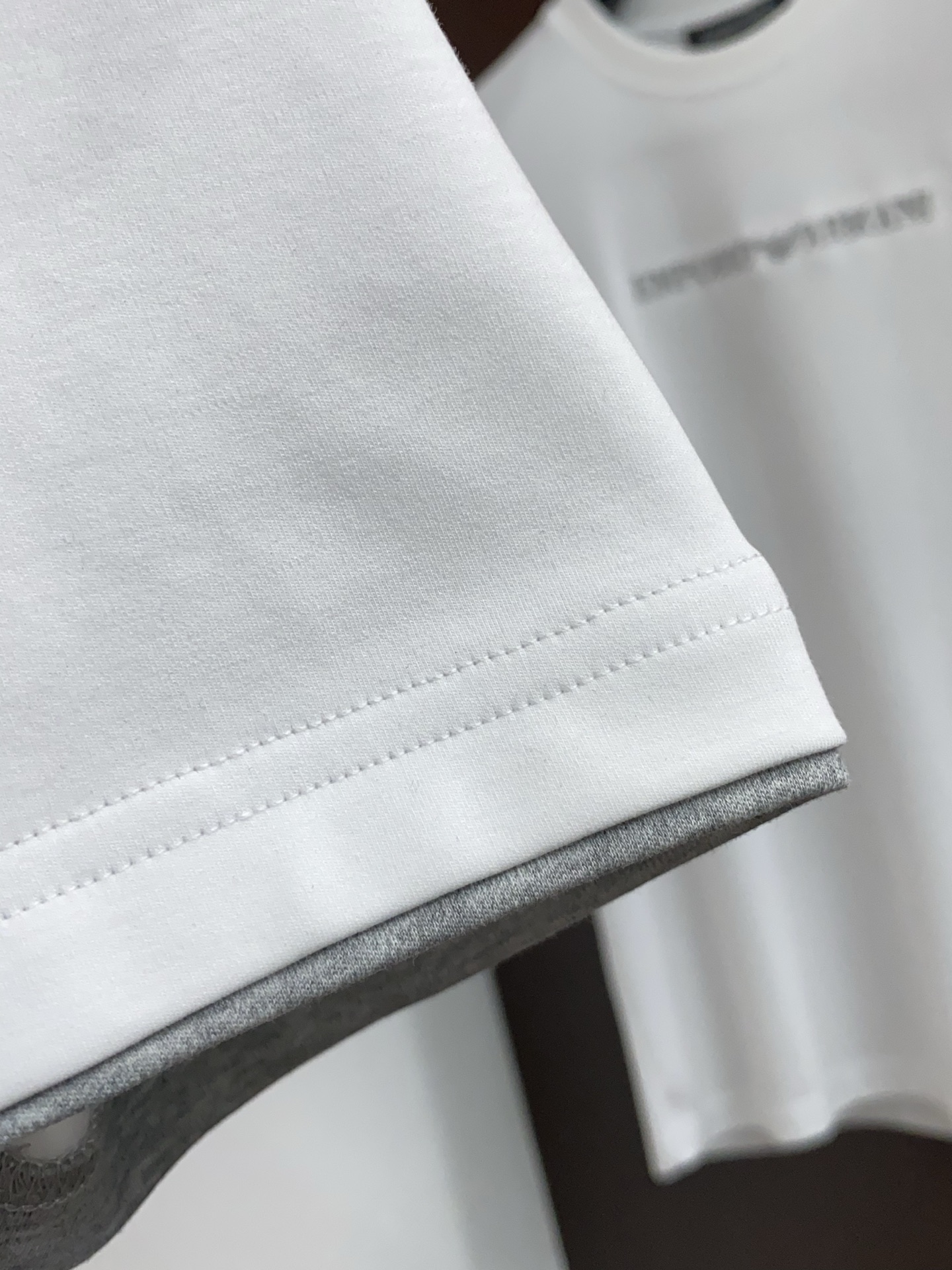 BC 正码 M-3xL 26SS早春短袖T恤甄选软糯亲肤的全棉面料制成，标准版圆领短袖裁剪，更适合日常穿