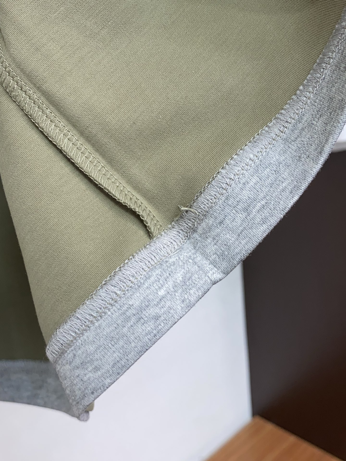 BC 正码 M-3xL 26SS早春短袖T恤甄选软糯亲肤的全棉面料制成，标准版圆领短袖裁剪，更适合日常穿
