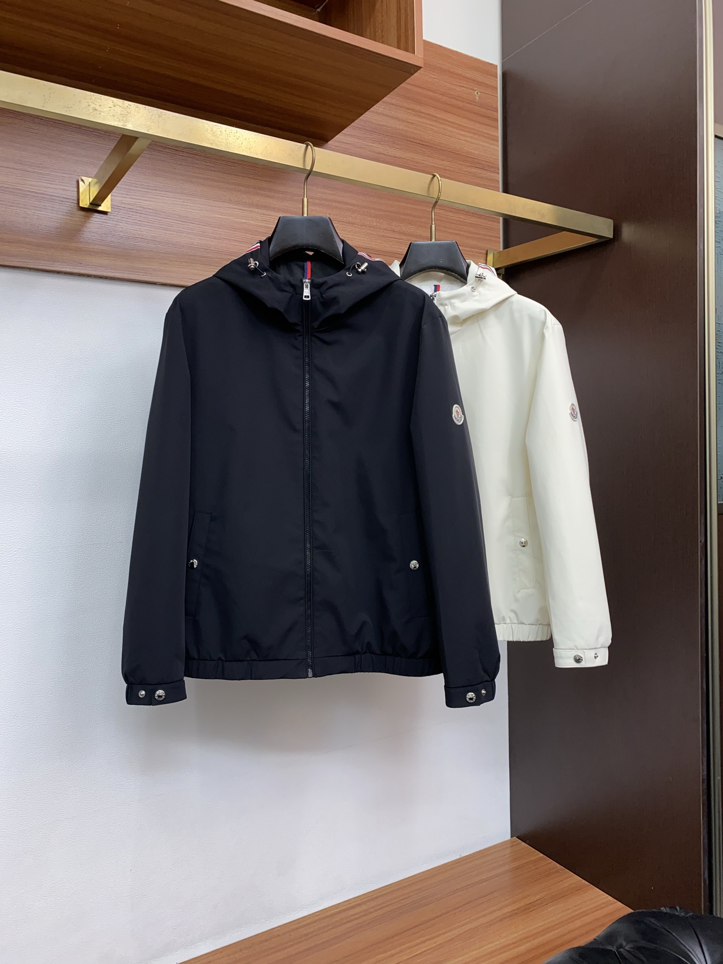 蒙口 2026新款男士休闲定制夹克外套。穿上简约干练的休闲外套，瞬间重回时髦霸气，又是活力满满的状态。史