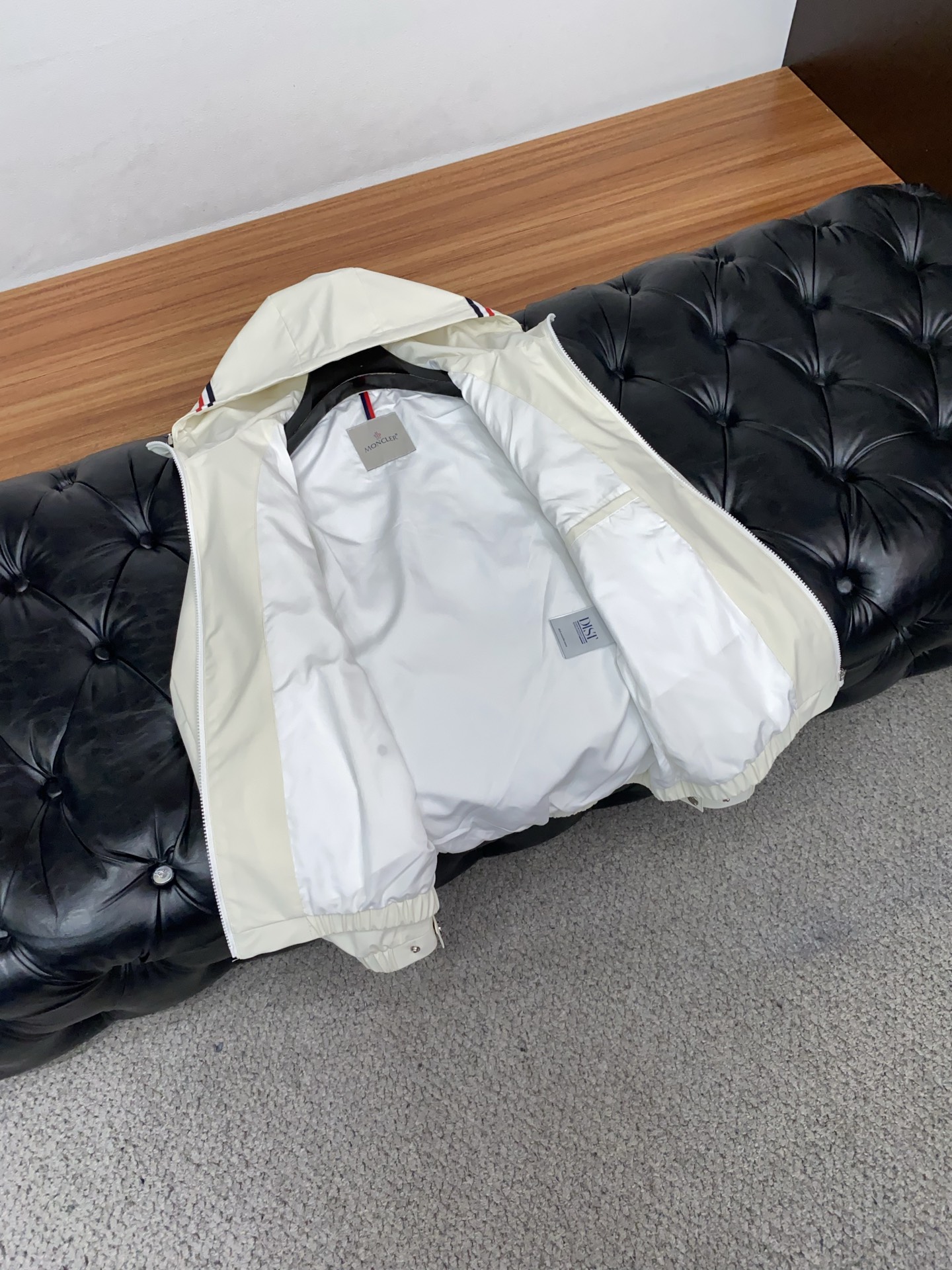 蒙口 2026新款男士休闲定制夹克外套。穿上简约干练的休闲外套，瞬间重回时髦霸气，又是活力满满的状态。史