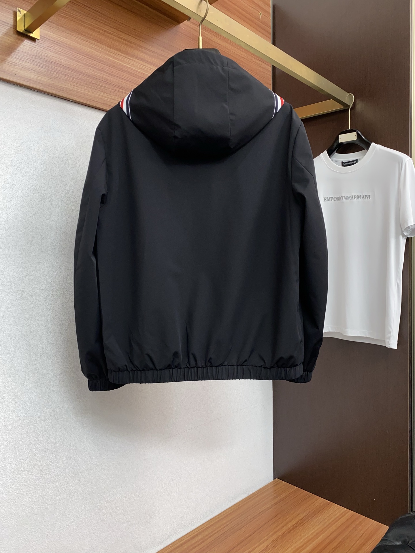 蒙口 2026新款男士休闲定制夹克外套。穿上简约干练的休闲外套，瞬间重回时髦霸气，又是活力满满的状态。史