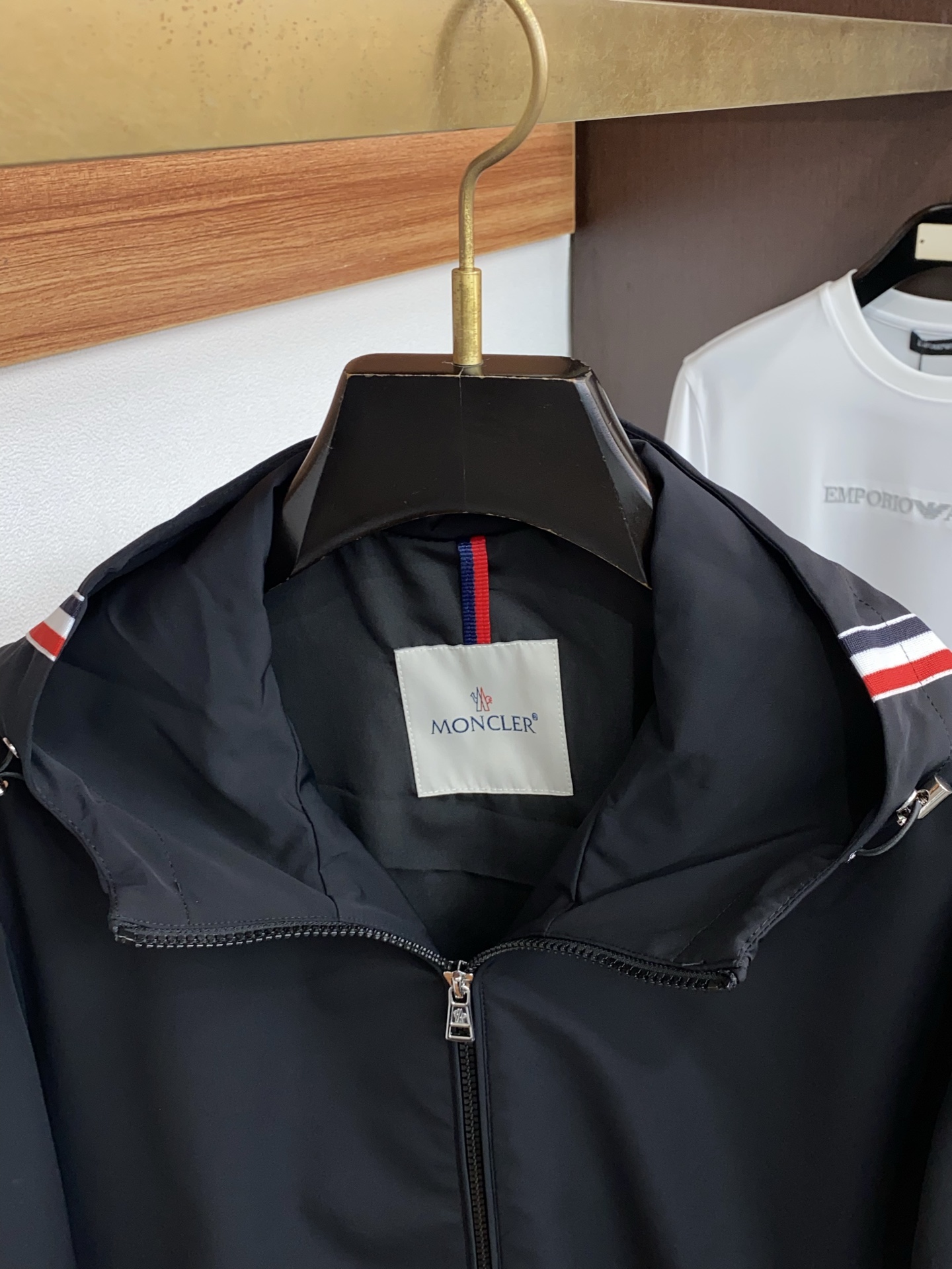 蒙口 2026新款男士休闲定制夹克外套。穿上简约干练的休闲外套，瞬间重回时髦霸气，又是活力满满的状态。史