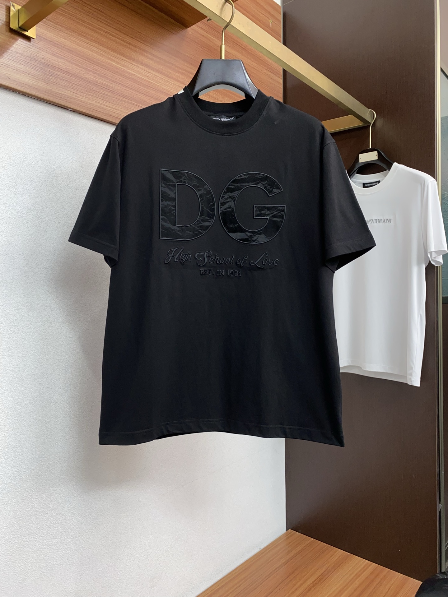 DG 26SS春夏新款 纯棉质圆领短袖 男士基础款专柜短袖T恤衫！贸易公司渠道稀出，同步官网发售！基础T