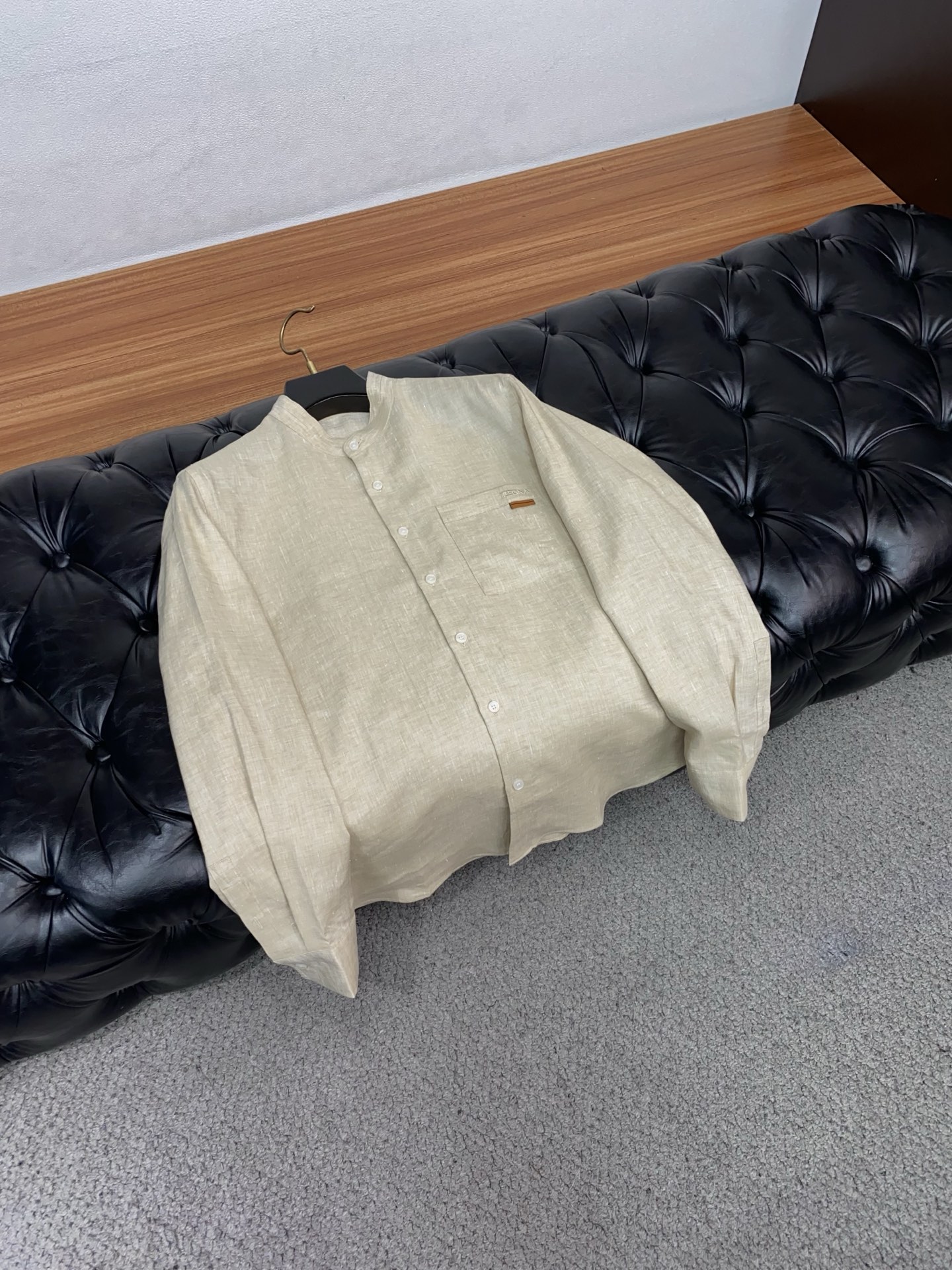 顶级 杰尼亚 老钱风 2026春夏新款衬衣外套好穿不挑身材在搭配上没有太多的限制 随意简洁的衬托其他单品