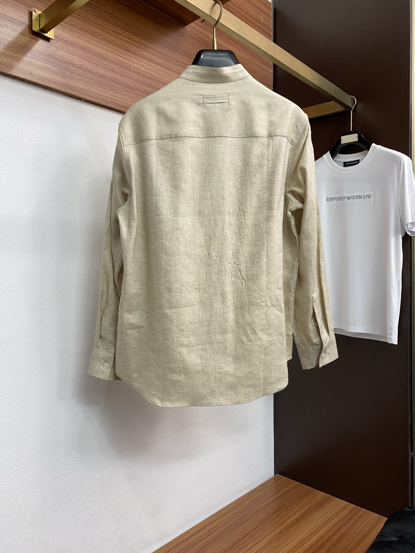 顶级 杰尼亚 老钱风 2026春夏新款衬衣外套好穿不挑身材在搭配上没有太多的限制 随意简洁的衬托其他单品