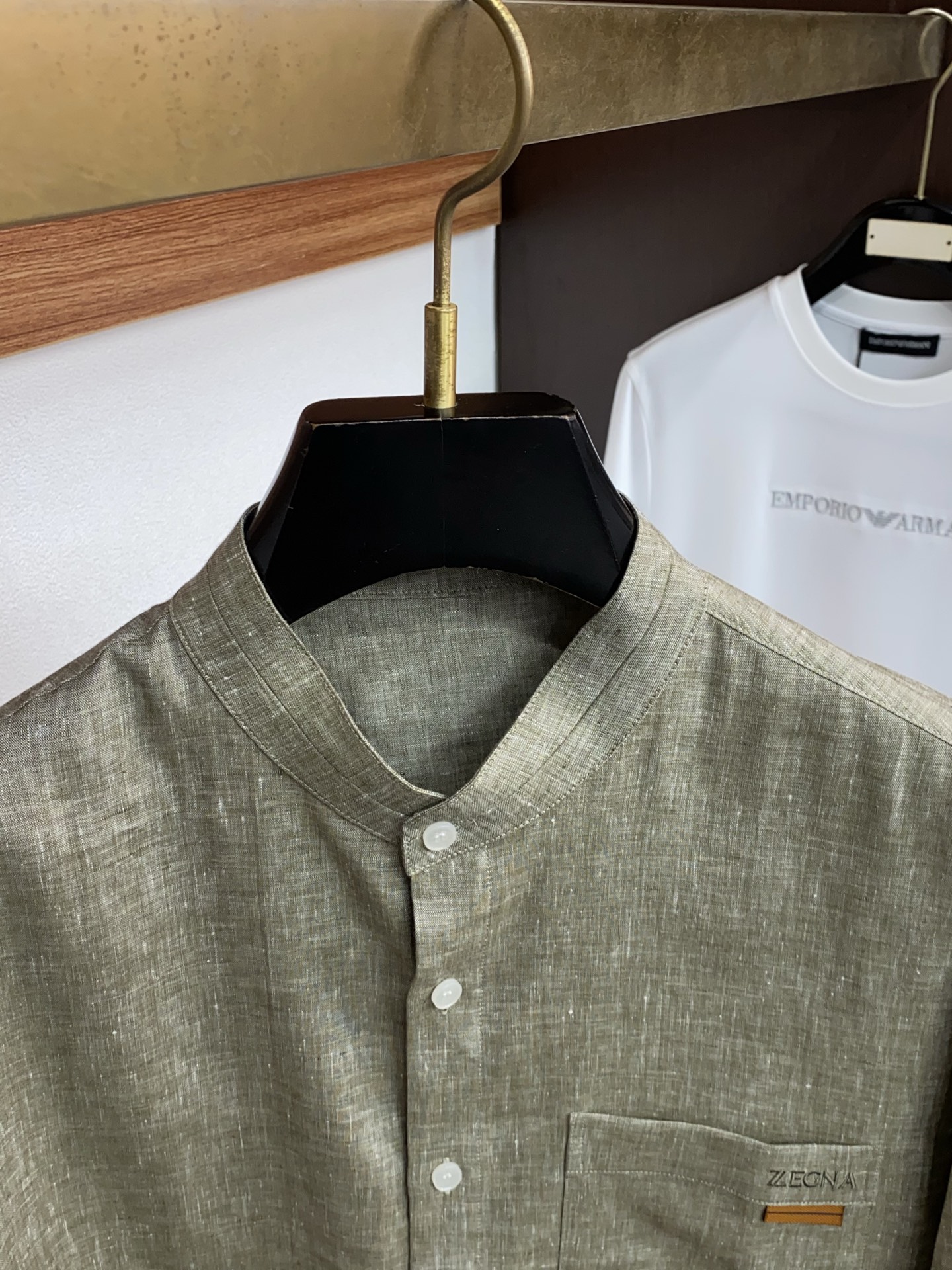 顶级 杰尼亚 老钱风 2026春夏新款衬衣外套好穿不挑身材在搭配上没有太多的限制 随意简洁的衬托其他单品