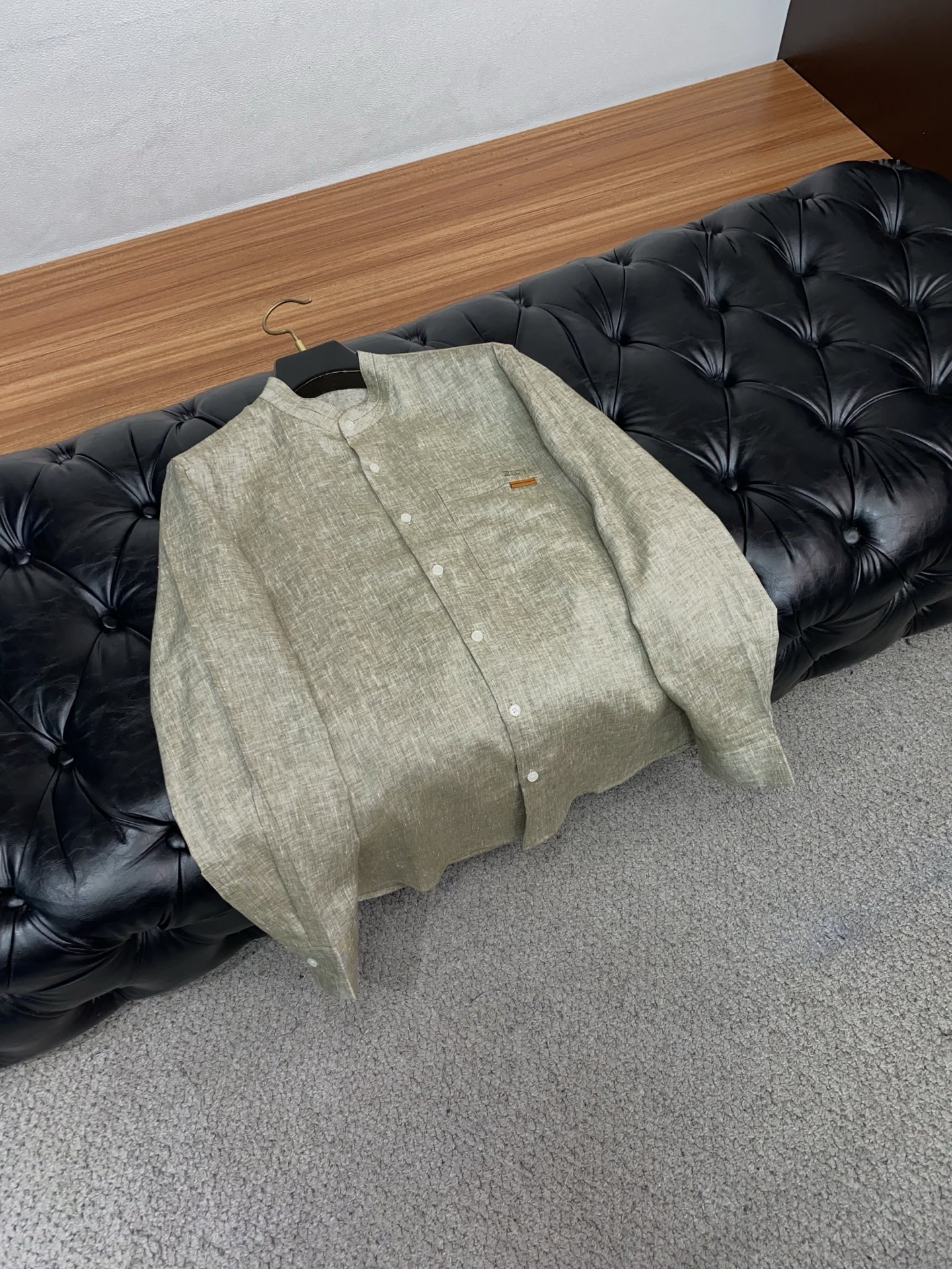 顶级 杰尼亚 老钱风 2026春夏新款衬衣外套好穿不挑身材在搭配上没有太多的限制 随意简洁的衬托其他单品