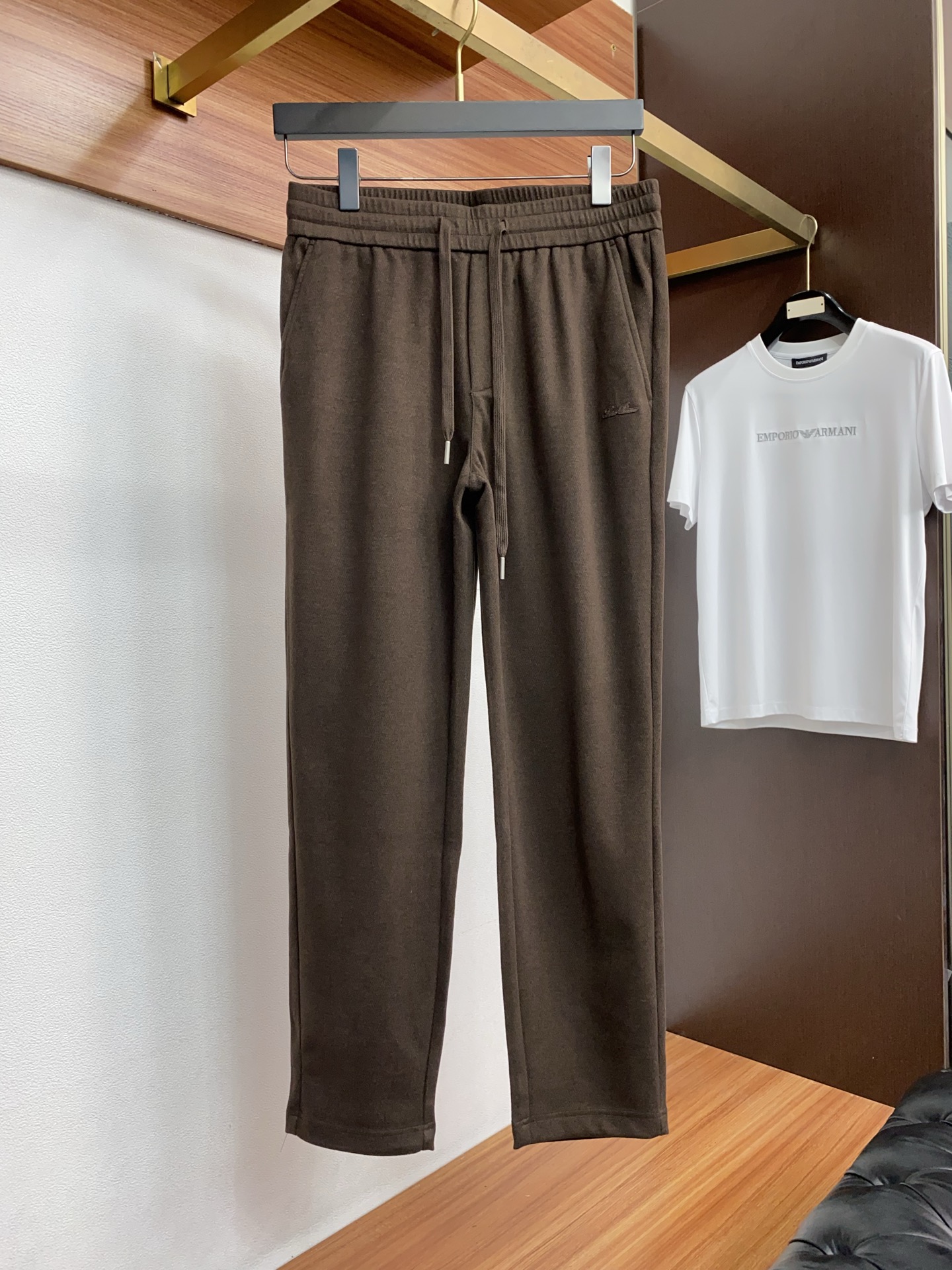 /套 一套销售不拆 Loro piana 诺悠翩雅春款套装 顶级品质 普拉达 定制顶级面料 新品 最新设