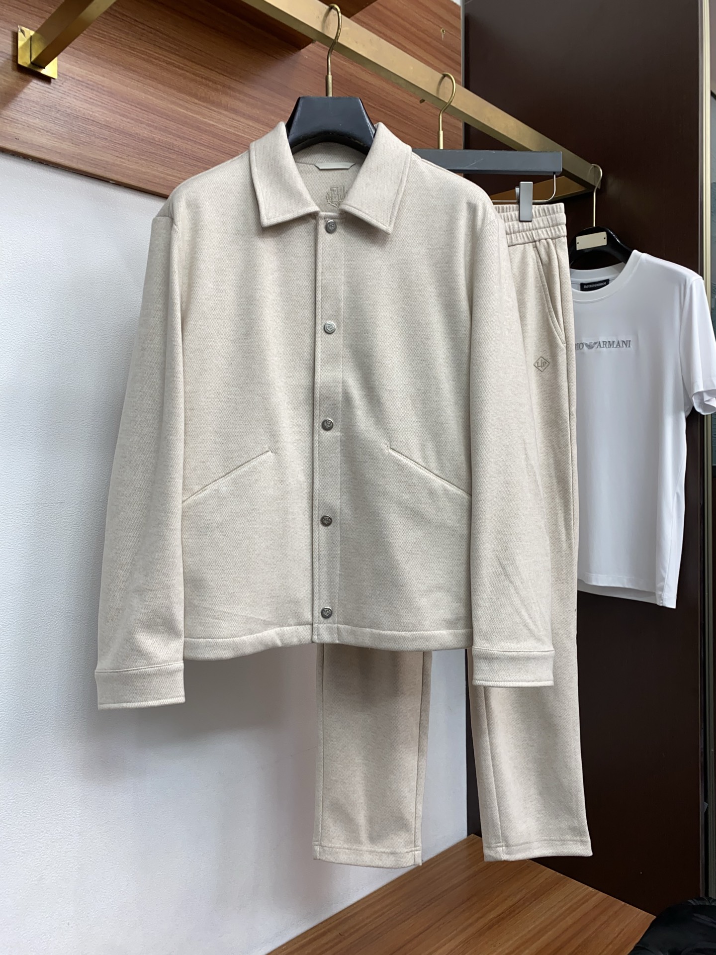 /套 一套销售不拆 Loro piana 诺悠翩雅春款套装 顶级品质 普拉达 定制顶级面料 新品 最新设