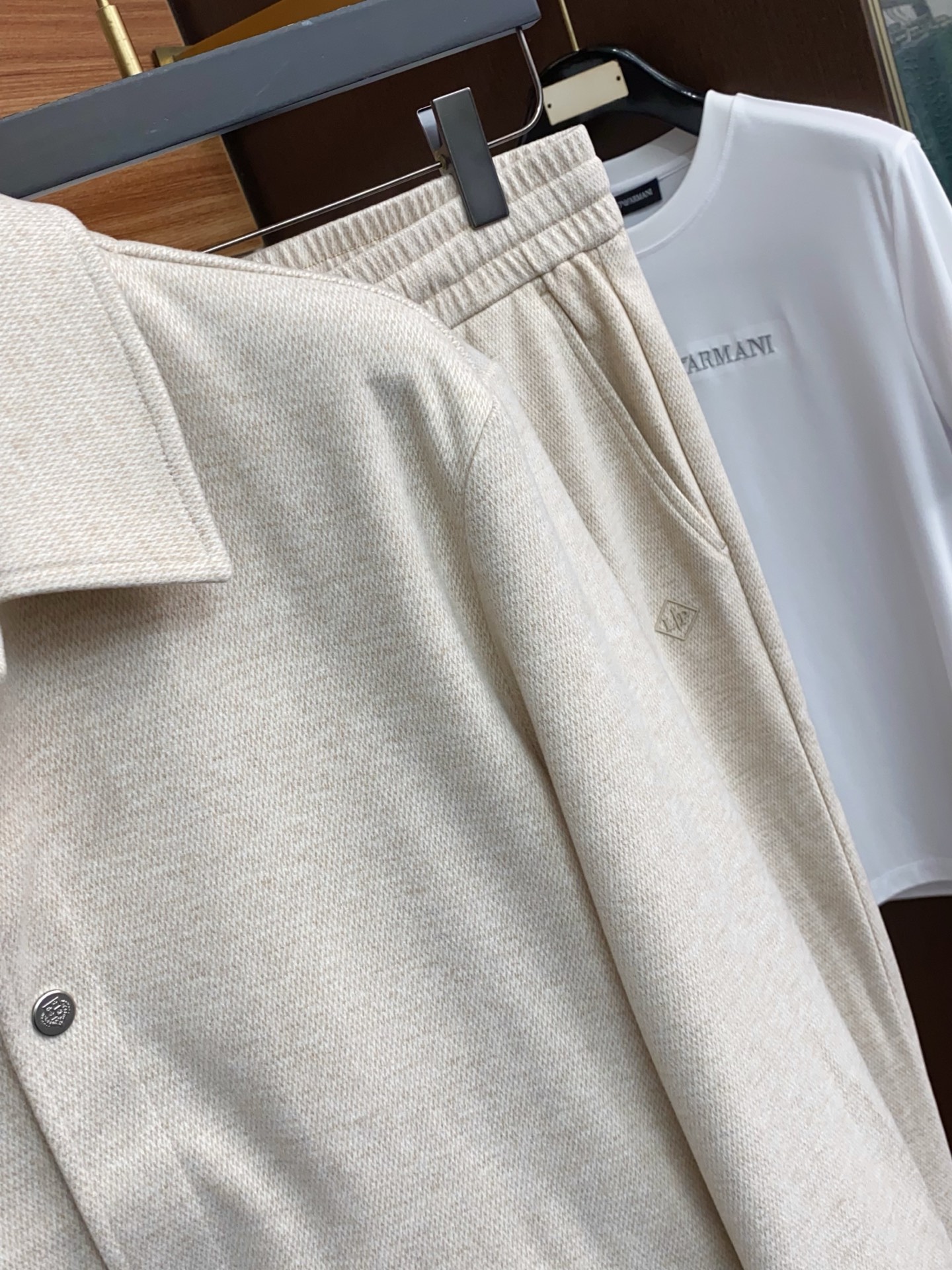 /套 一套销售不拆 Loro piana 诺悠翩雅春款套装 顶级品质 普拉达 定制顶级面料 新品 最新设