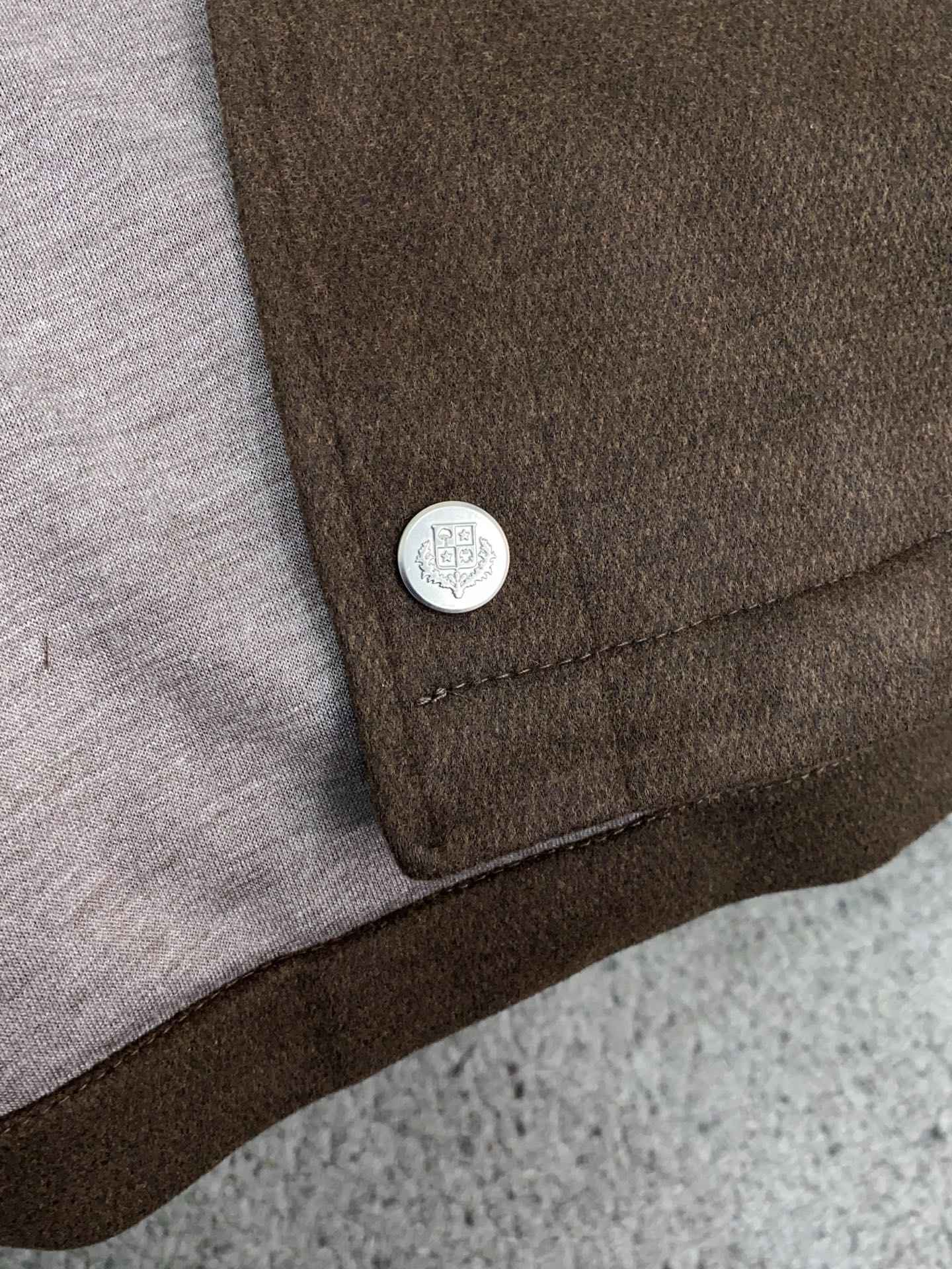 /套 一套销售不拆 Loro piana 诺悠翩雅春款套装 顶级品质 普拉达 定制顶级面料 新品 最新设