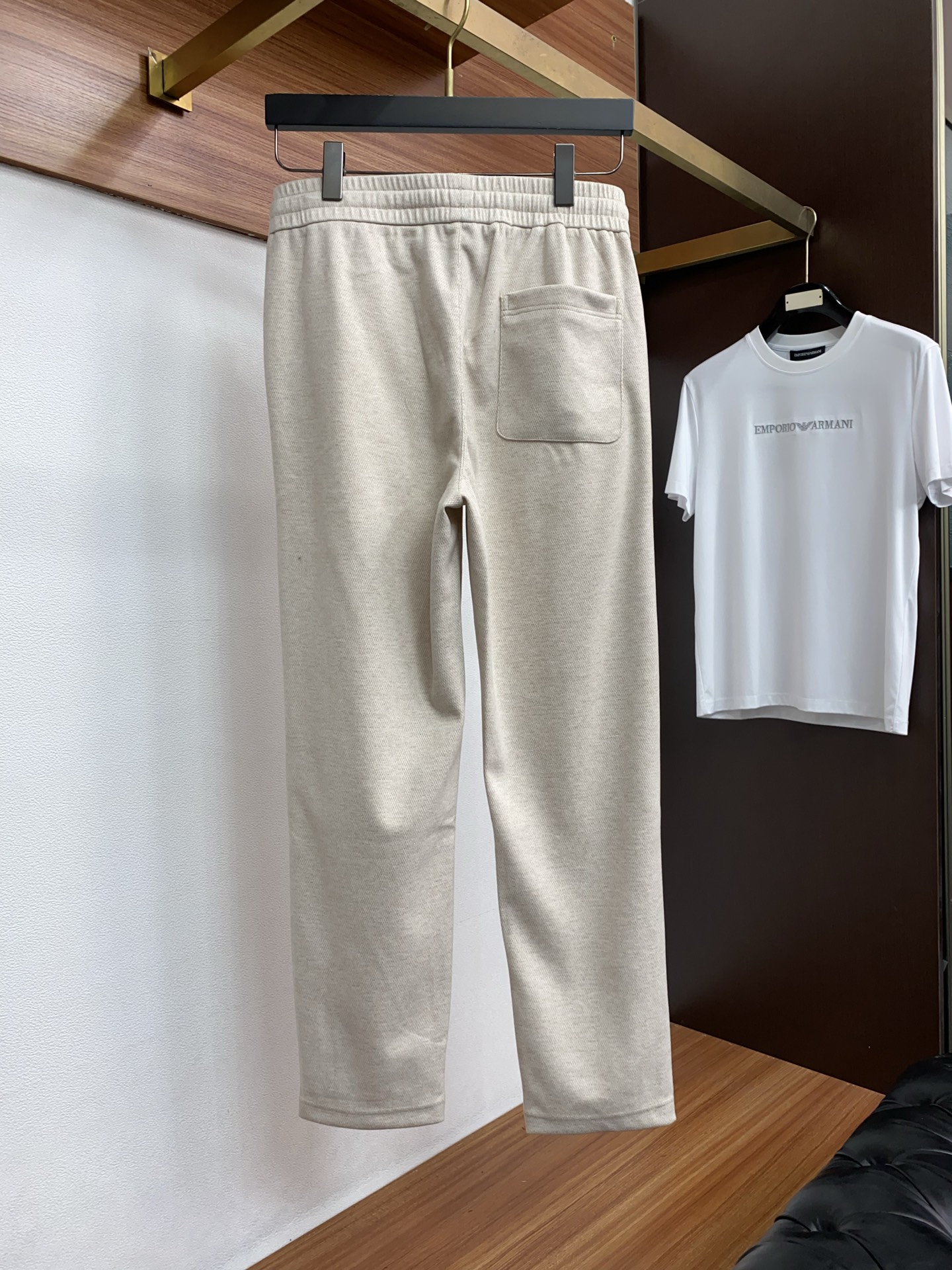 /套 一套销售不拆 Loro piana 诺悠翩雅春款套装 顶级品质 普拉达 定制顶级面料 新品 最新设
