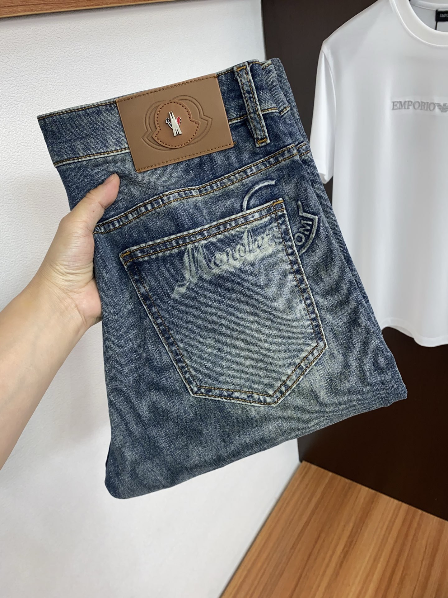 蒙口 高端定制、2026早春最新款牛仔裤 柜台同步发售 原版定制复刻 客供五金辅料 原单品质 进口牛仔面