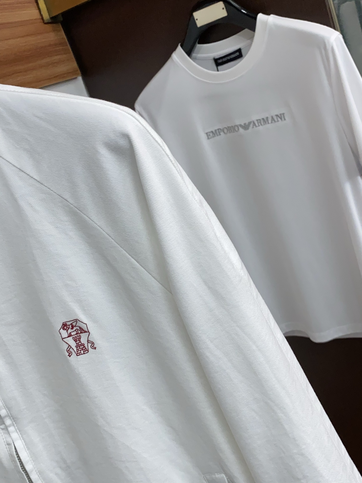 BC 2026新款男士休闲定制麻棉夹克外套。穿上简约干练的休闲外套，瞬间重回时髦霸气，又是活力满满的状态