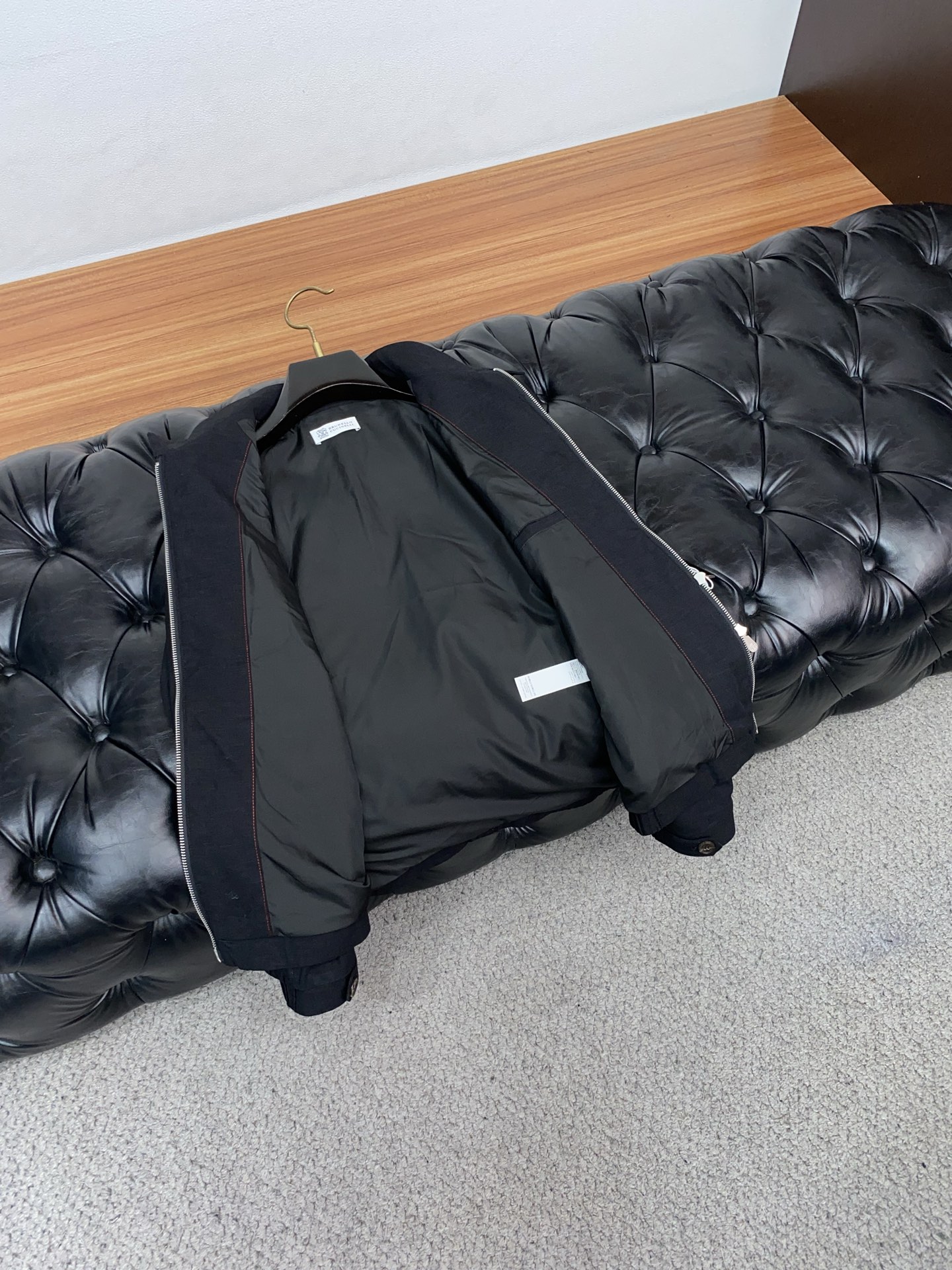 BC 2026新款男士休闲定制麻棉夹克外套。穿上简约干练的休闲外套，瞬间重回时髦霸气，又是活力满满的状态