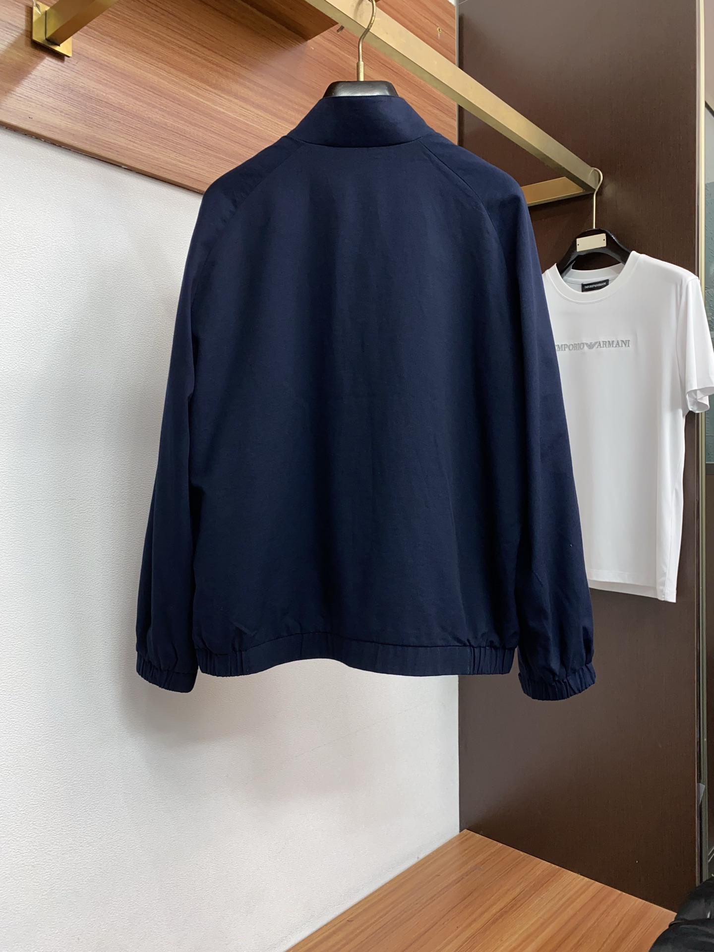 BC 2026新款男士休闲定制麻棉夹克外套。穿上简约干练的休闲外套，瞬间重回时髦霸气，又是活力满满的状态