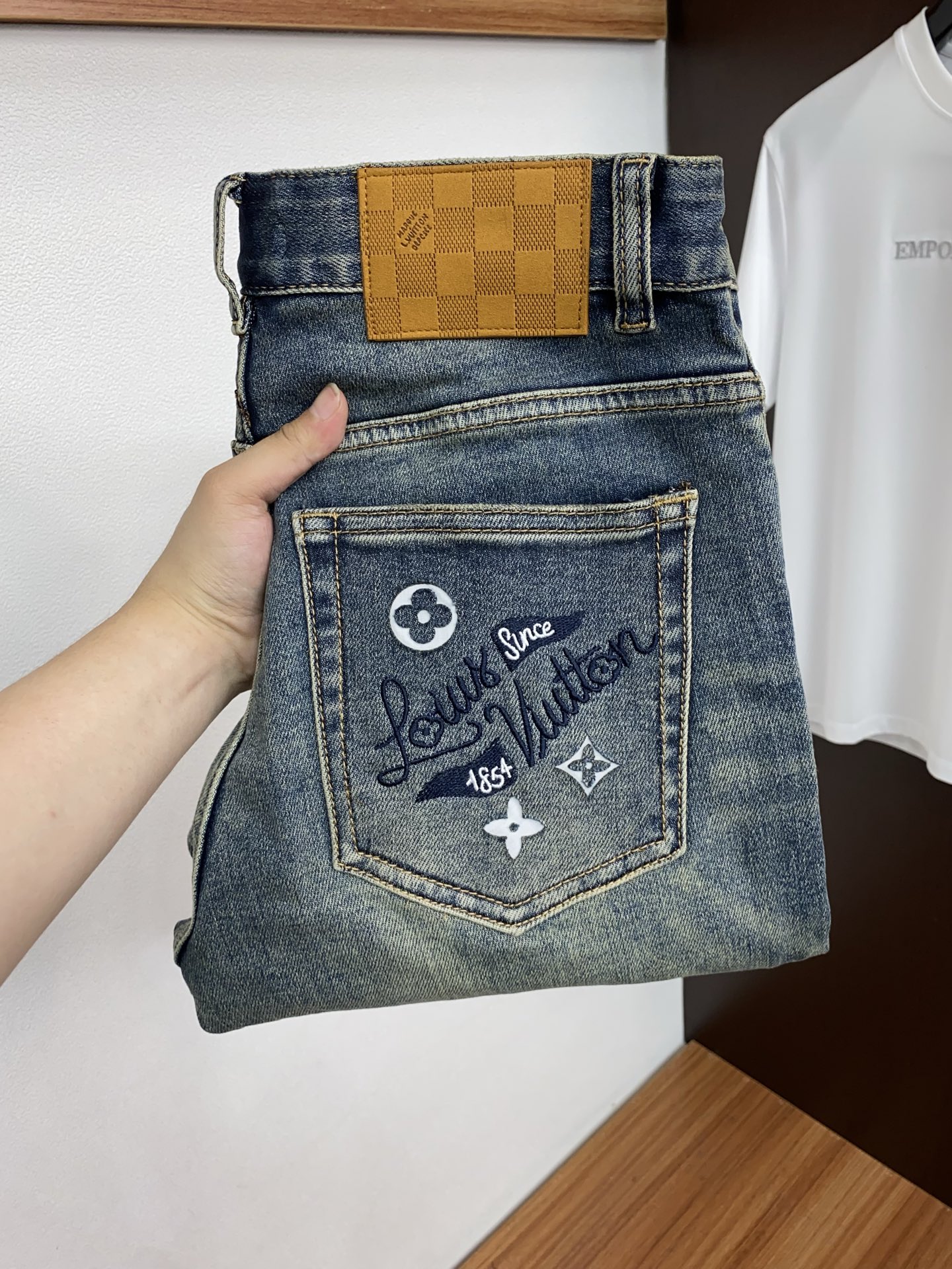 1v路易威登 26新款 市场独家订制进口丹宁牛仔面料 稀缺面料 超级舒服 工艺复杂四季款牛仔裤 针织牛从
