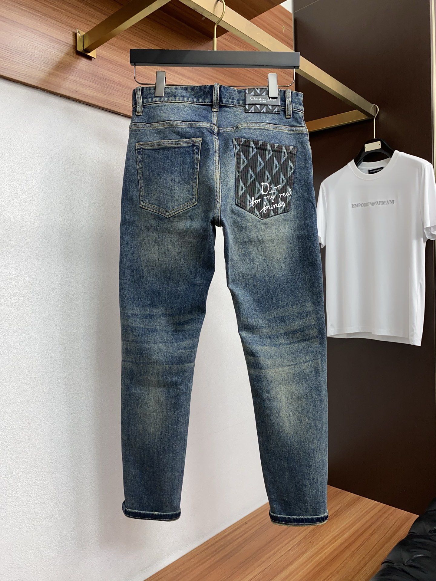 迪奥 26新款 市场独家订制进口丹宁牛仔面料 稀缺面料 超级舒服 工艺复杂四季款牛仔裤 针织牛从做旧 独