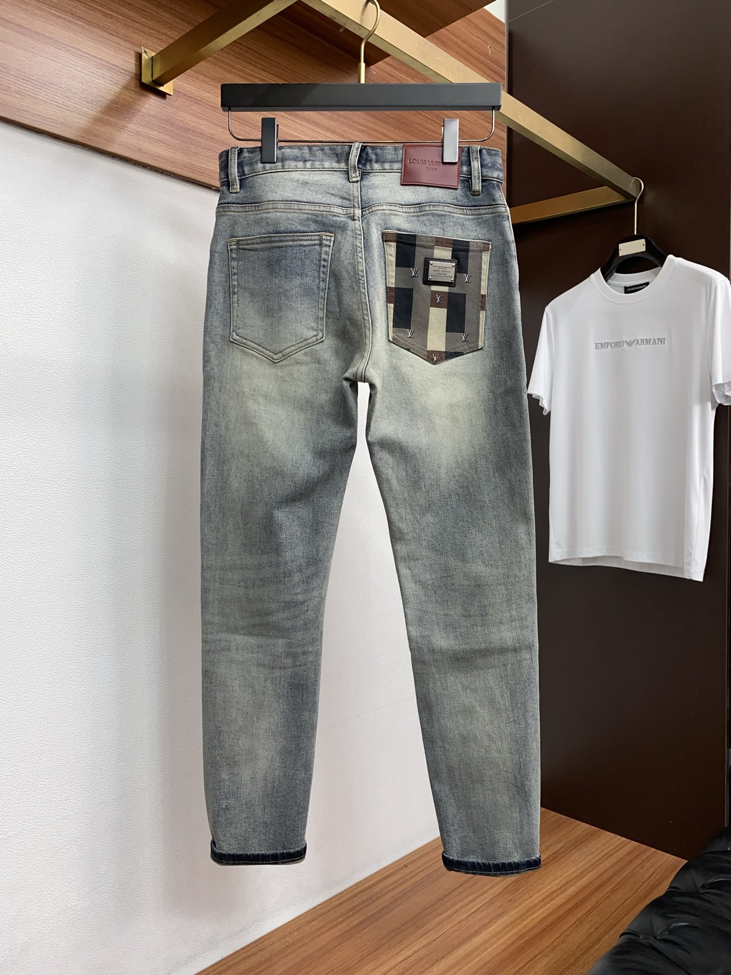 1v路易威登 26新款 市场独家订制进口丹宁牛仔面料 稀缺面料 超级舒服 工艺复杂四季款牛仔裤 针织牛从