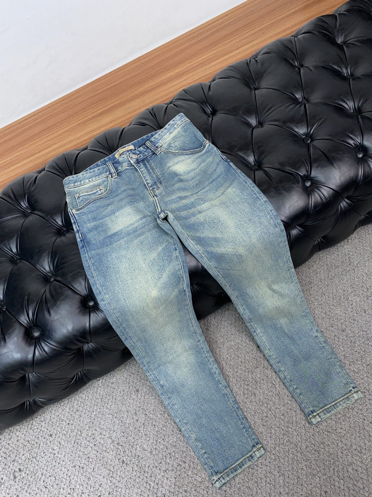 巴宝莉 26新款 市场独家订制进口丹宁牛仔面料 稀缺面料 超级舒服 工艺复杂四季款牛仔裤 针织牛从做旧 