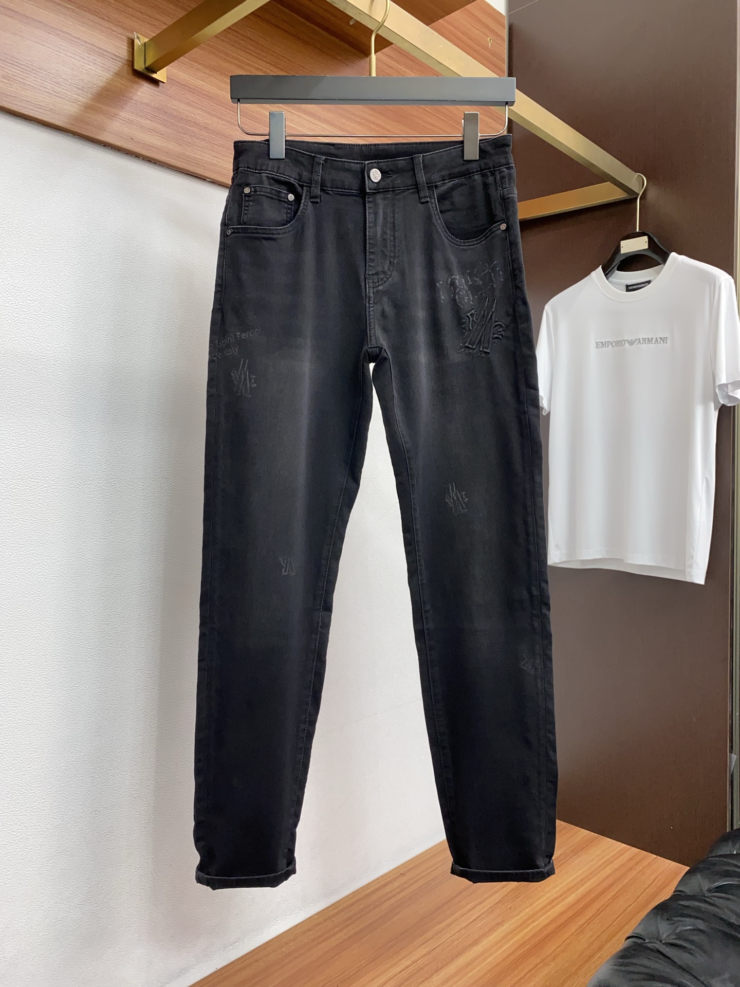 蒙口 高端定制、2026早春最新款牛仔裤 柜台同步发售 原版定制复刻 客供五金辅料 原单品质 进口牛仔面