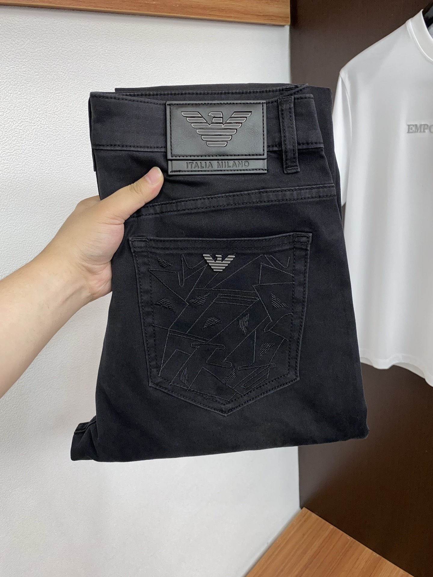 阿玛尼 高端定制、2026早春最新款牛仔裤 柜台同步发售 原版定制复刻 客供五金辅料 原单品质 进口牛仔