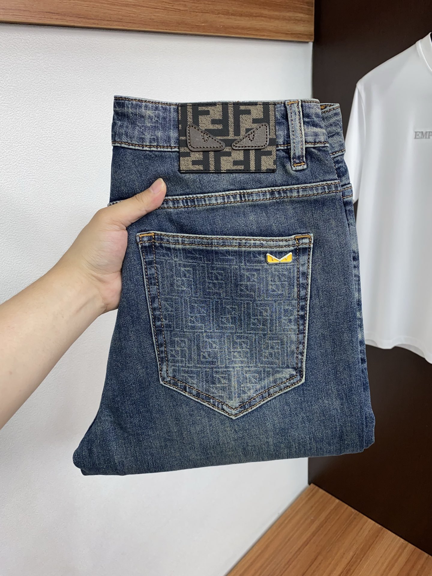 芬迪 高端定制、2026早春最新款牛仔裤 柜台同步发售 原版定制复刻 客供五金辅料 原单品质 进口牛仔面